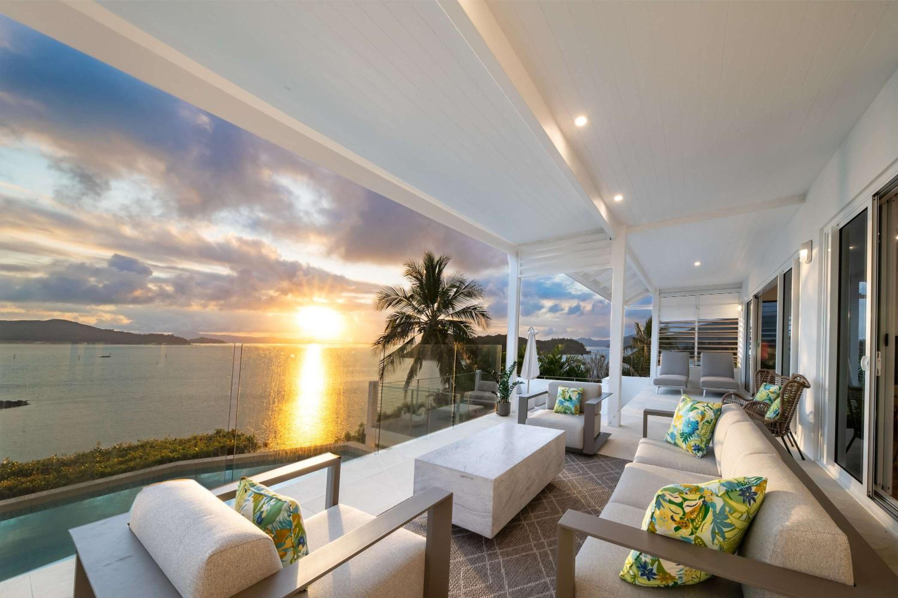 Vue de Bleu' Luxury Whitsunday Ocean View Retreat