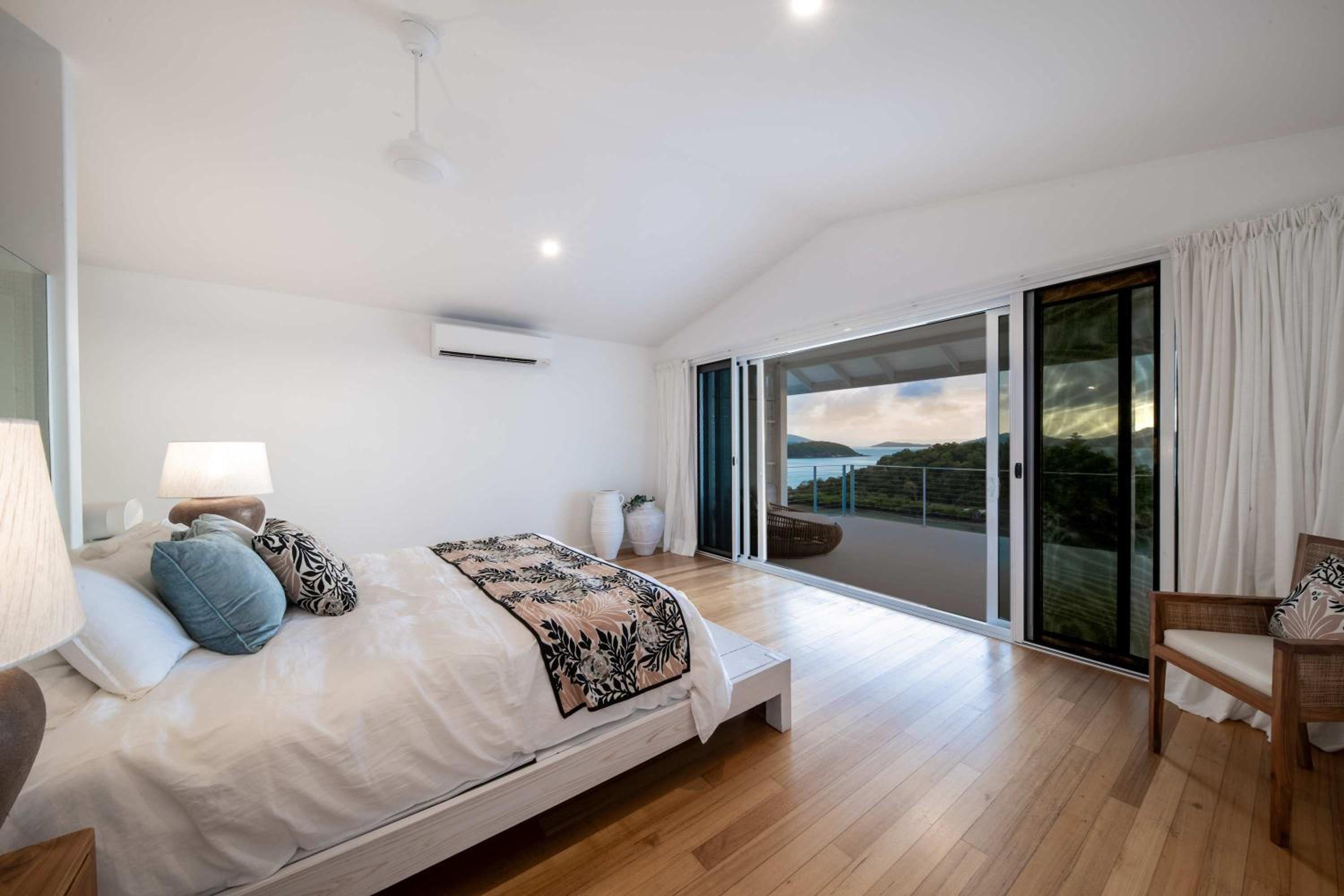 Vue de Bleu' Luxury Whitsunday Ocean View Retreat