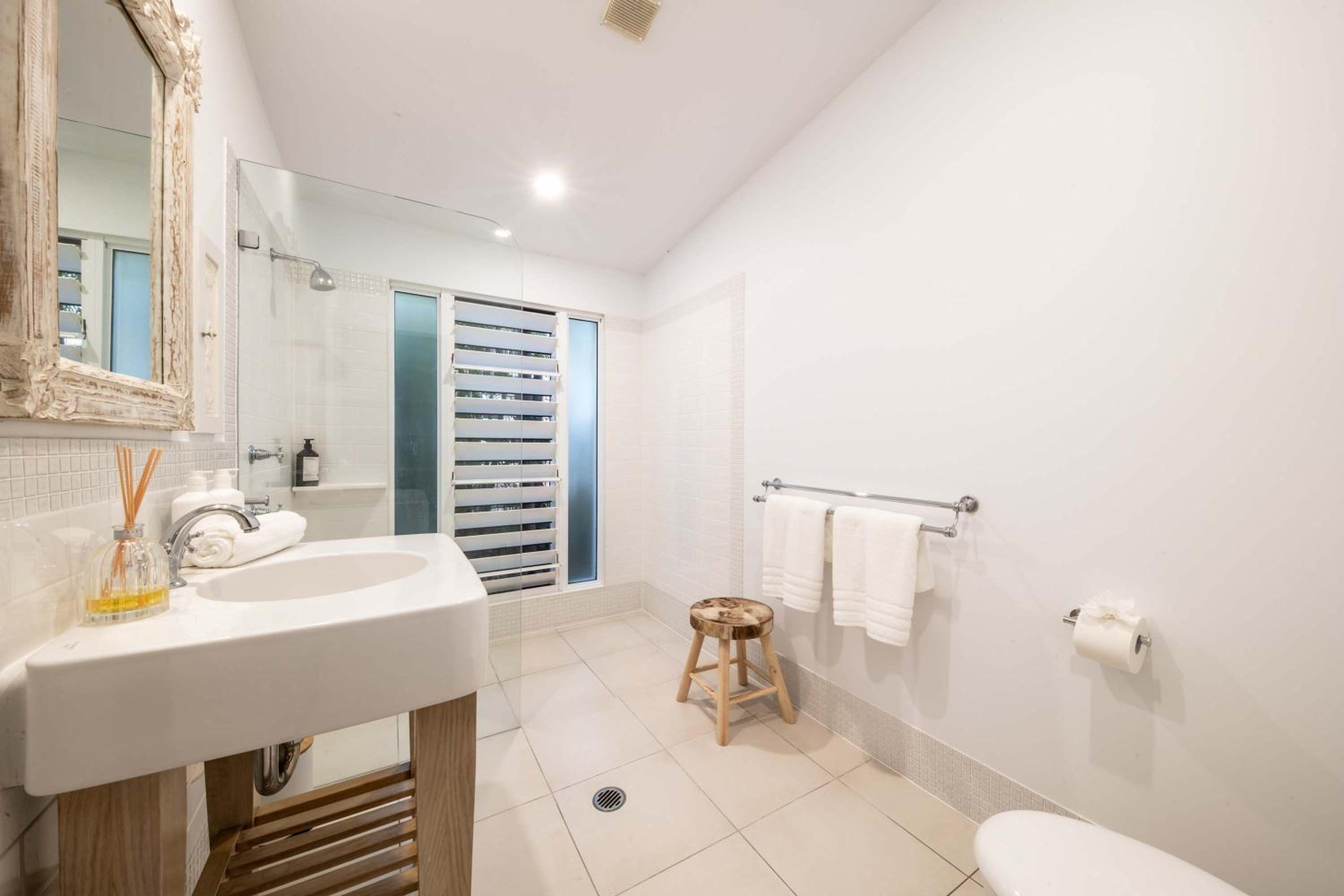 Vue de Bleu' Luxury Whitsunday Ocean View Retreat