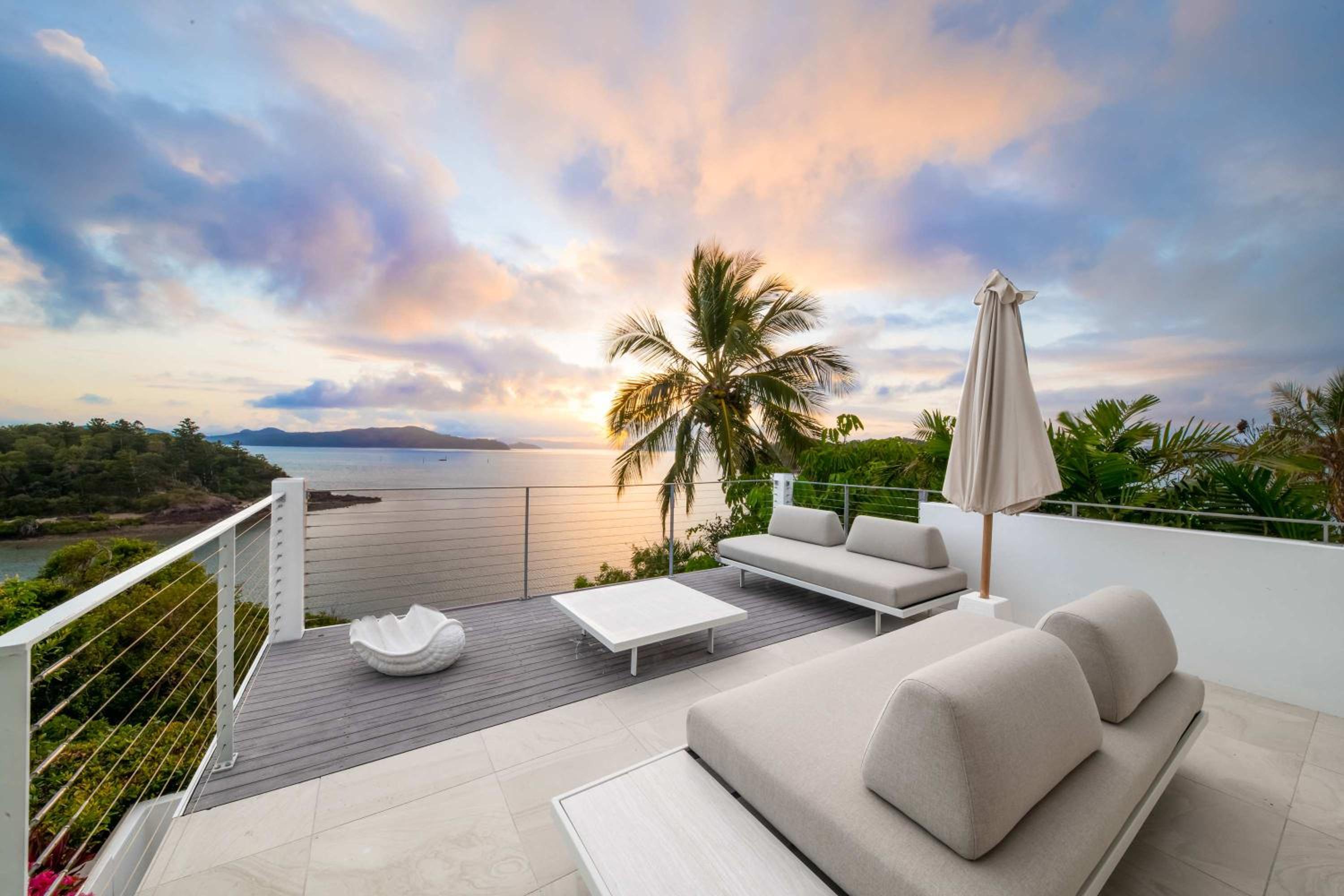 Vue de Bleu' Luxury Whitsunday Ocean View Retreat