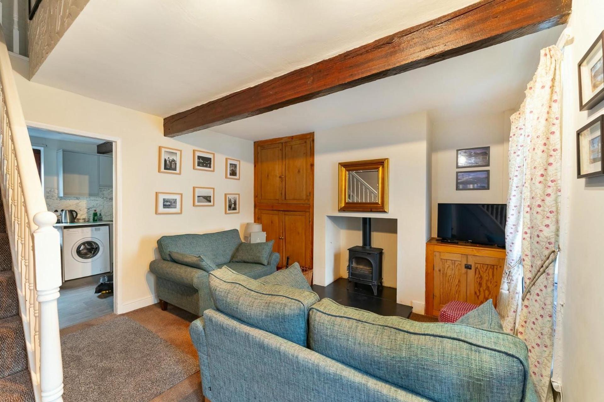Darwin Cottage