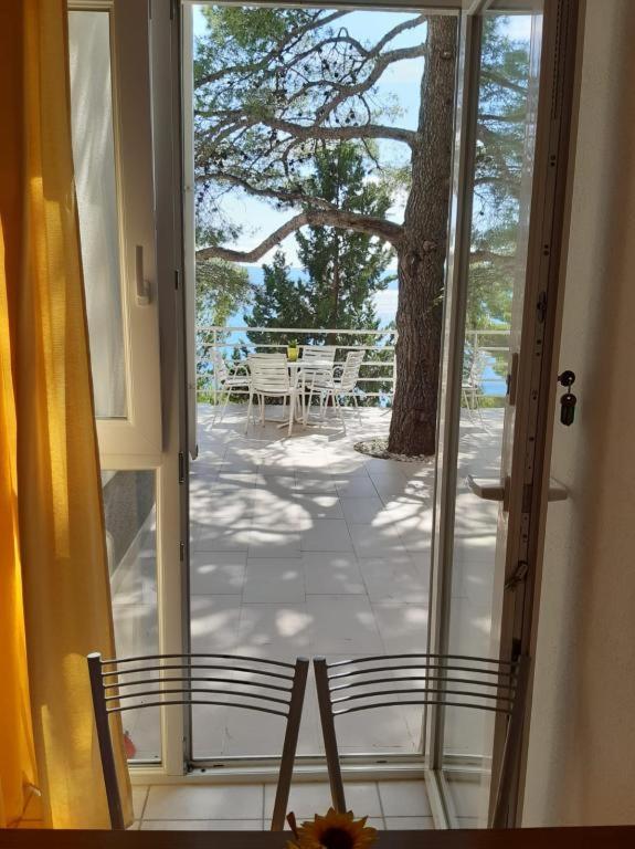 Apartmani Brela 9