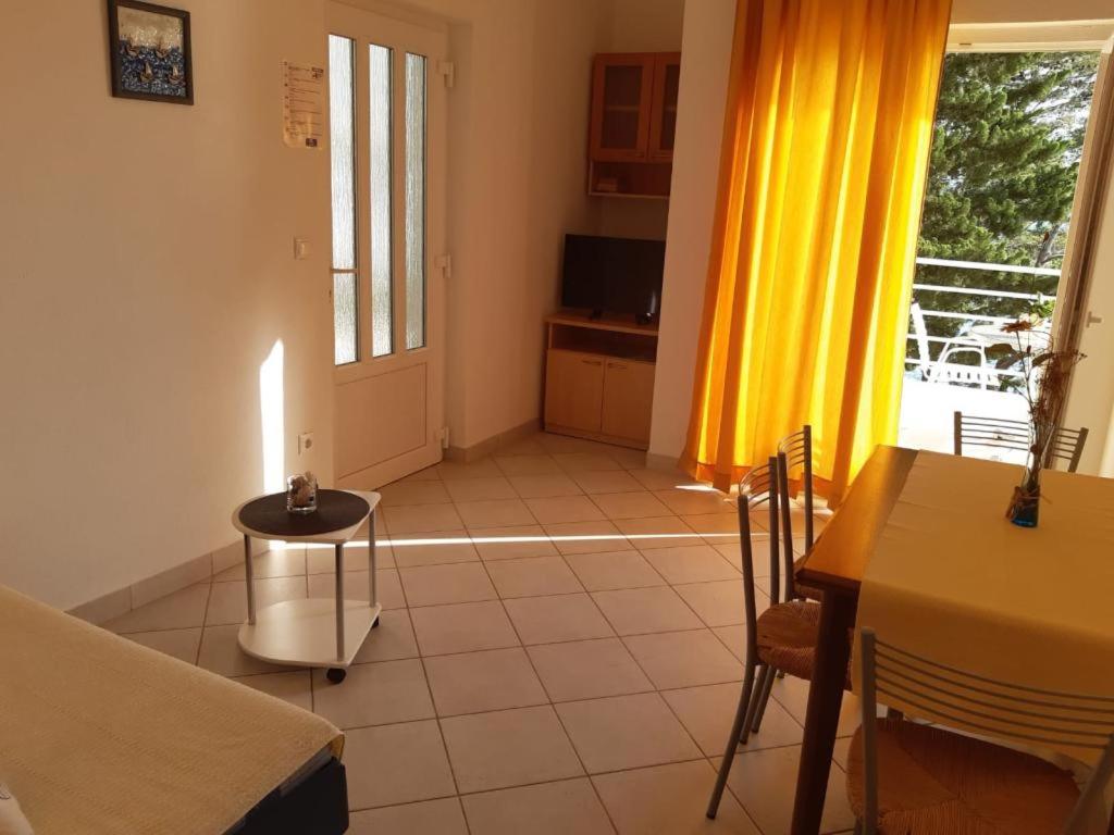 Apartmani Brela 9