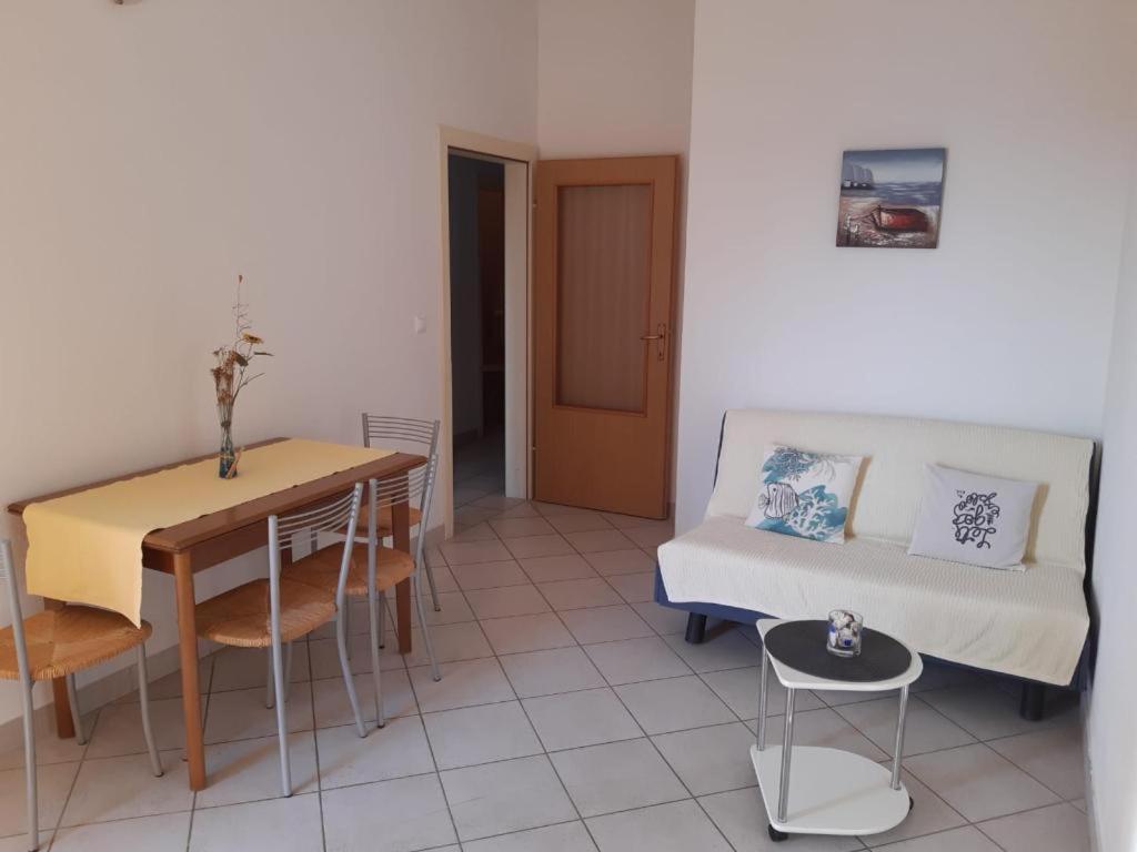 Apartmani Brela 9