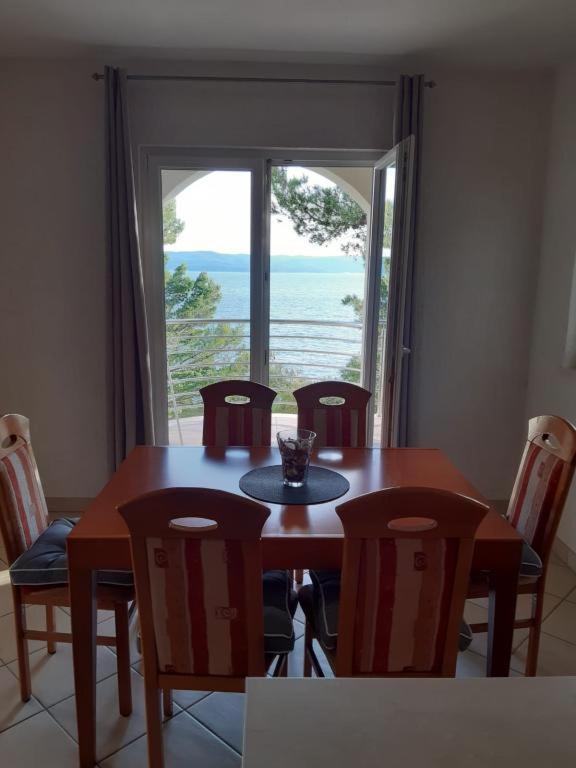 Apartmani Brela 9