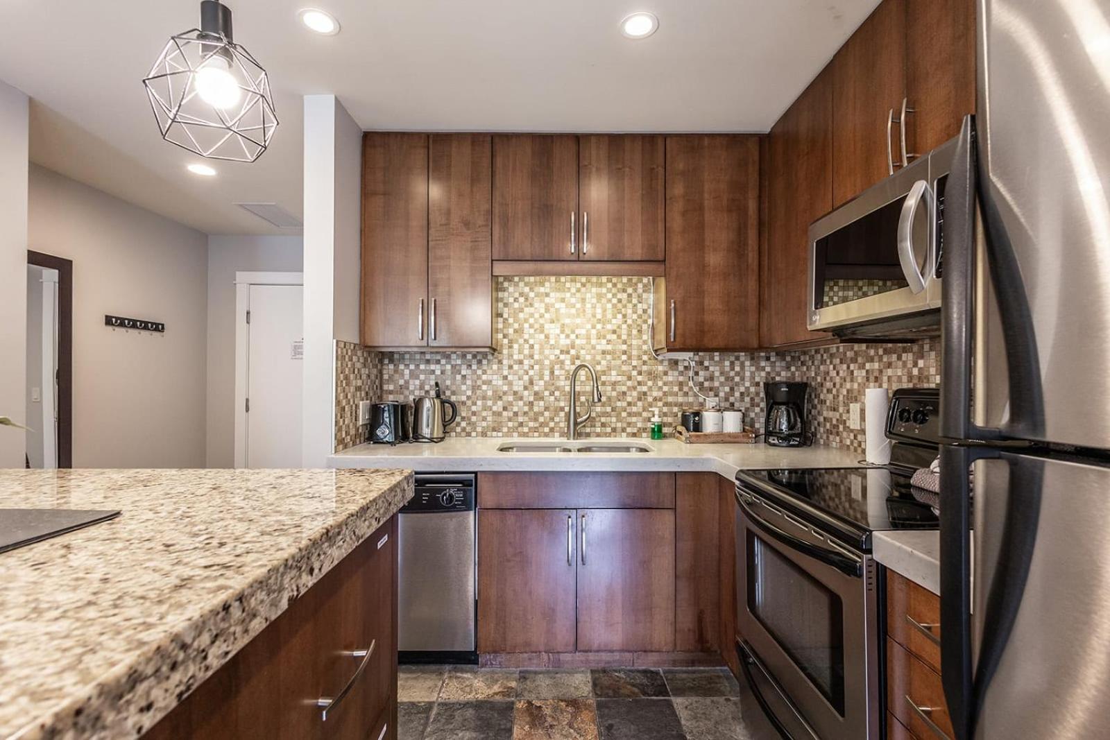 1 Bd corner unit stunning views wrap around deck
