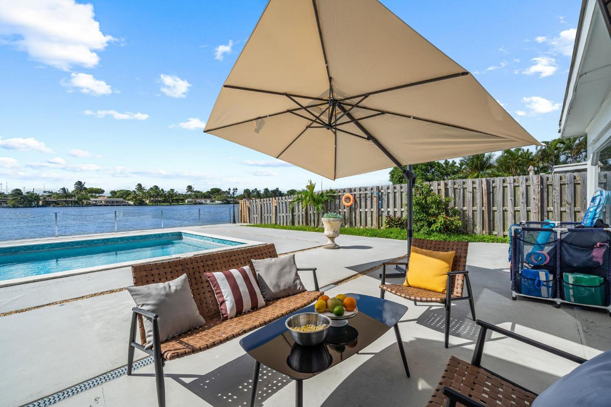 Miami Lakefront Paradise Heated Pool 5 Beds