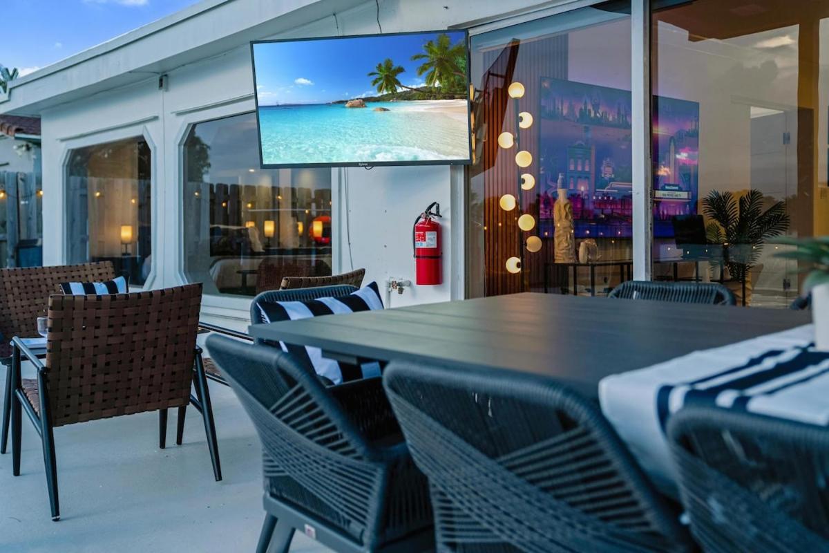 Miami Lakefront Paradise Heated Pool 5 Beds