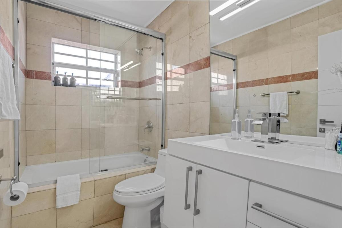 Miami Lakefront Paradise Heated Pool 5 Beds