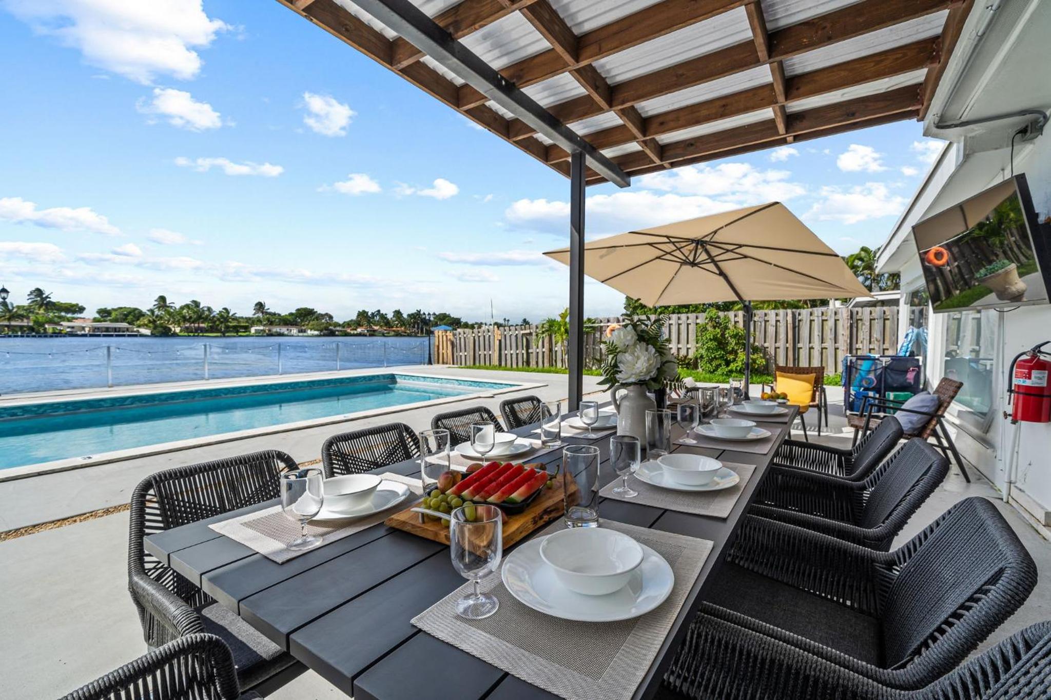 Miami Lakefront Paradise Heated Pool 5 Beds