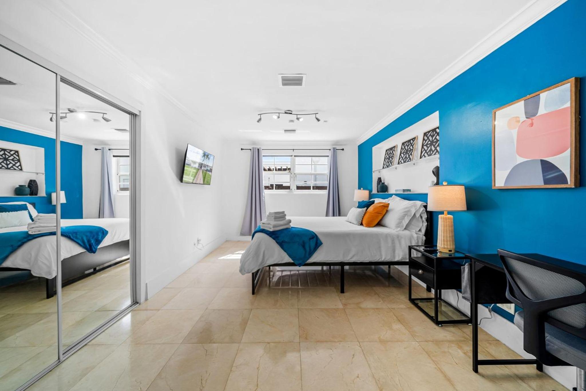 Miami Lakefront Paradise Heated Pool 5 Beds