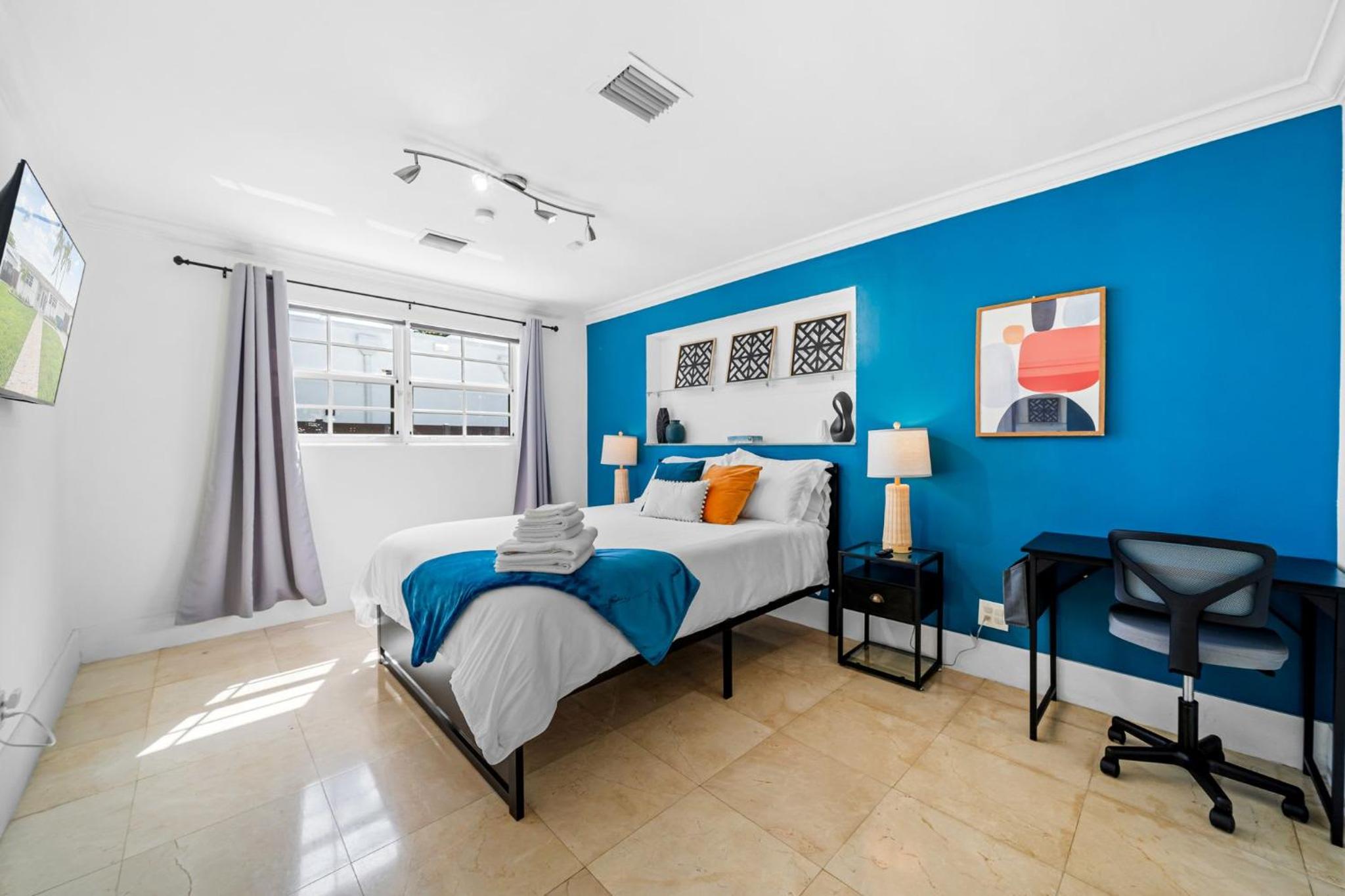 Miami Lakefront Paradise Heated Pool 5 Beds