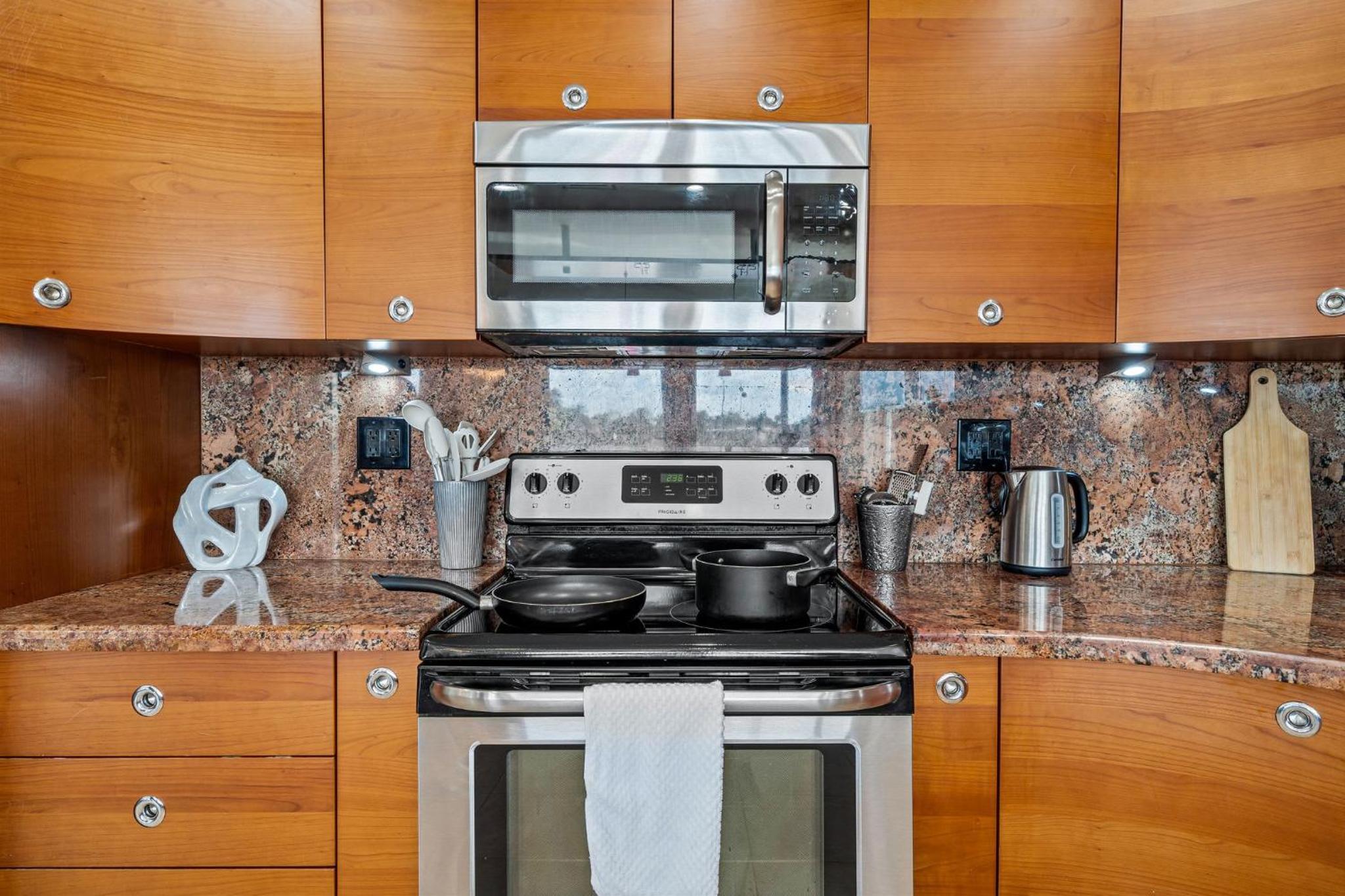 Miami Lakefront Paradise Heated Pool 5 Beds