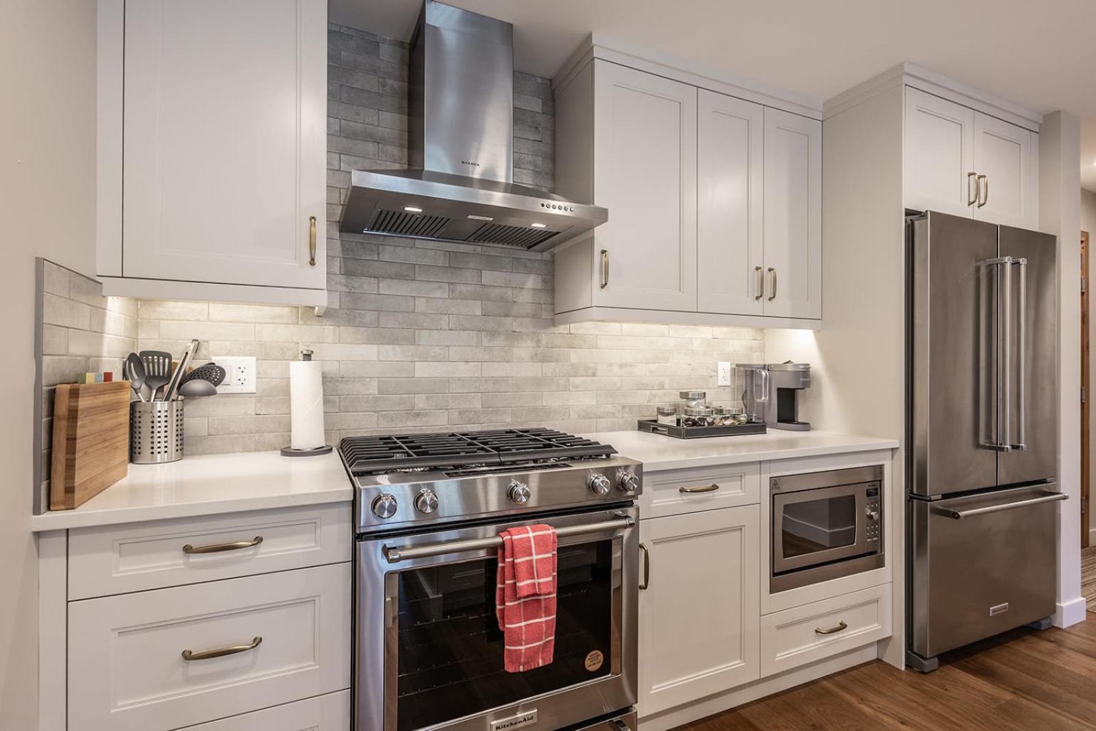 New 1Bd Luxe King Suite with Superb Mtn View