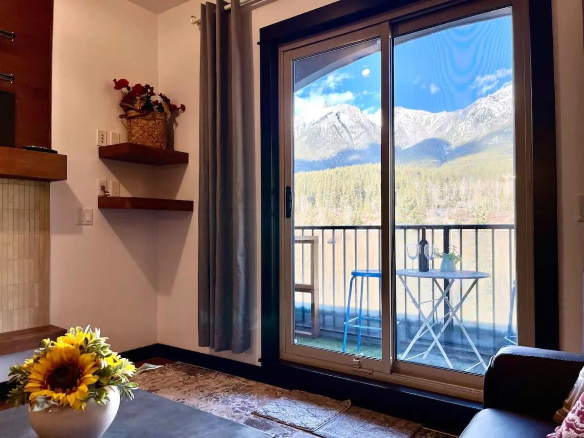 Stunning Silver Creek 1Br Mtn view penthouse