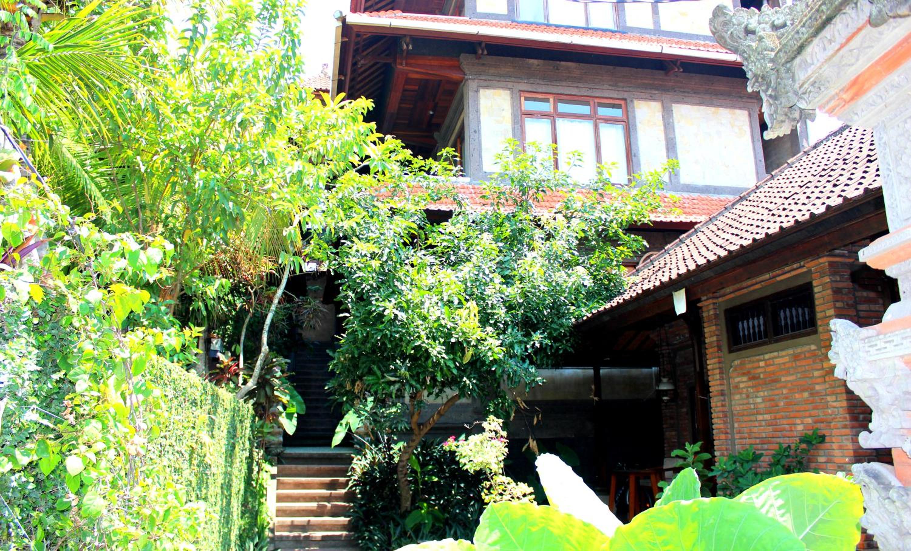 Hotel Dewa Bungalows - Image 1