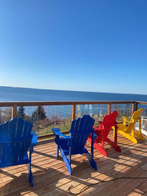 Sinclair Island House on Cliff