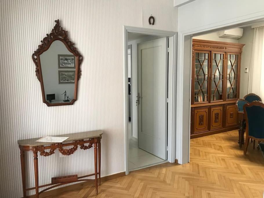 Penthouse archeol musiem, 3BDR, big balcony, wifi 200 mbps fiber