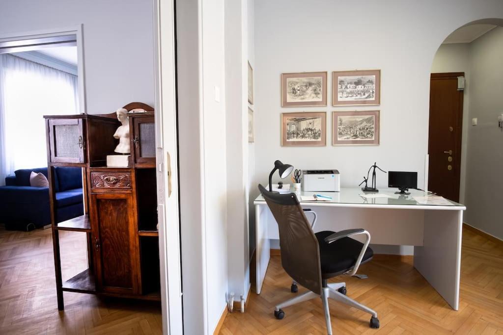 Penthouse archeol musiem, 3BDR, big balcony, wifi 200 mbps fiber