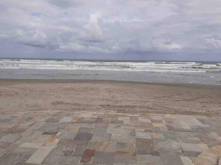 Apartamento à 100 metros da praia!