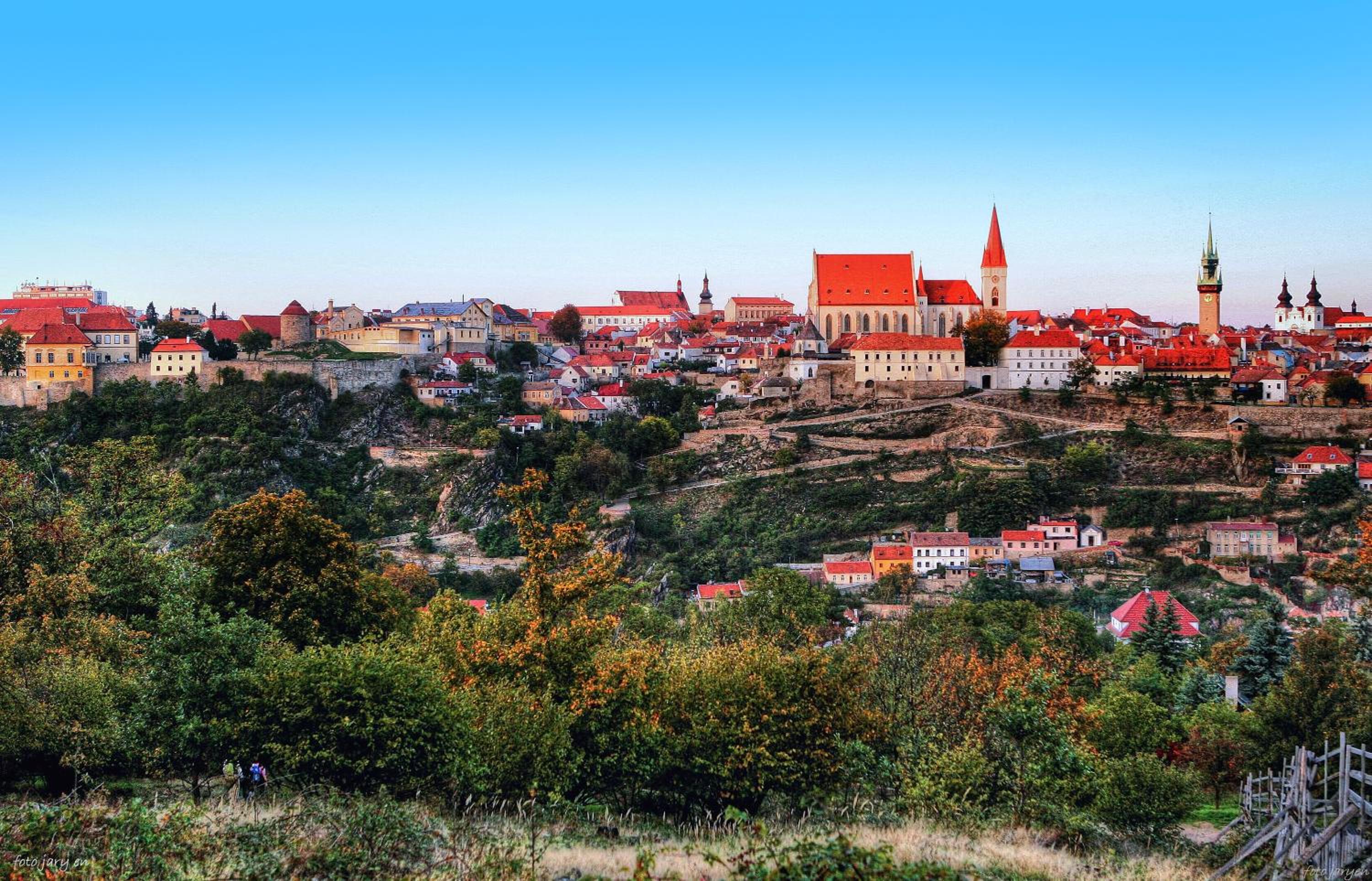 VÁŠ SKLEP - vinný sklep a penzion