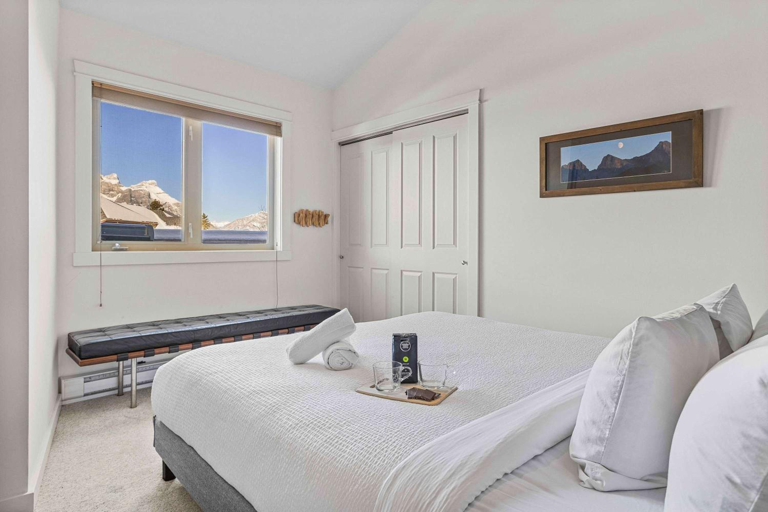 Freshly Remodeled - 2 King Beds- Breathtaking Views