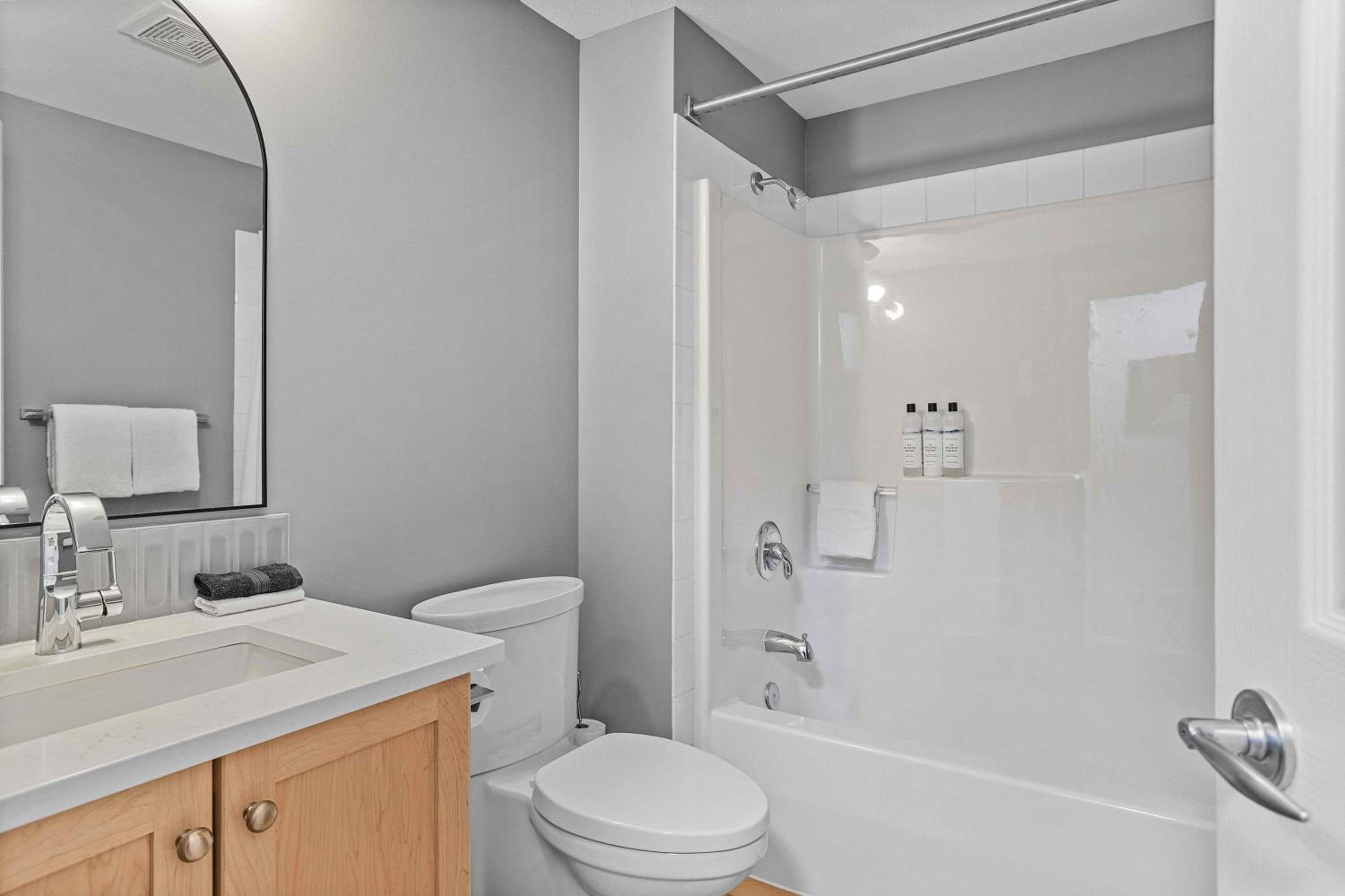 Freshly Remodeled - 2 King Beds- Breathtaking Views