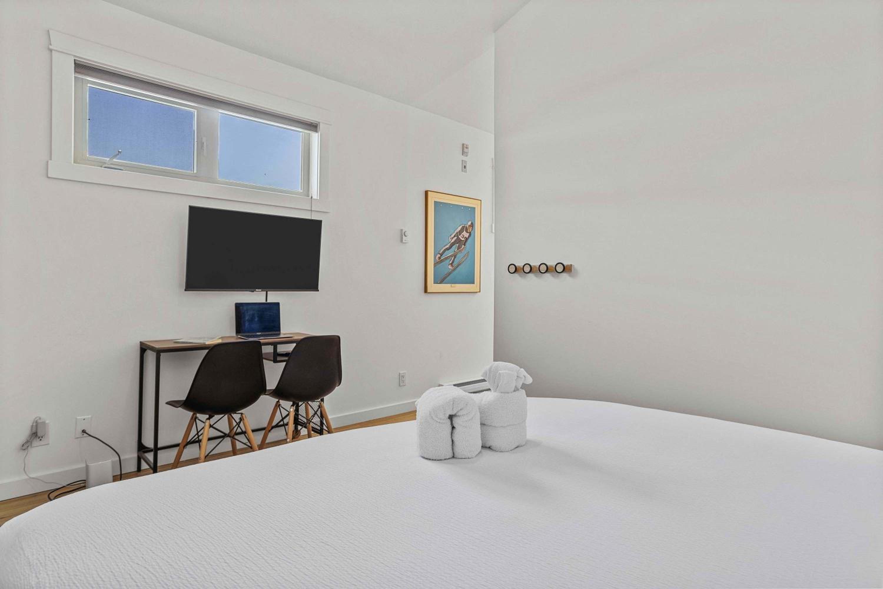Freshly Remodeled - 2 King Beds- Breathtaking Views