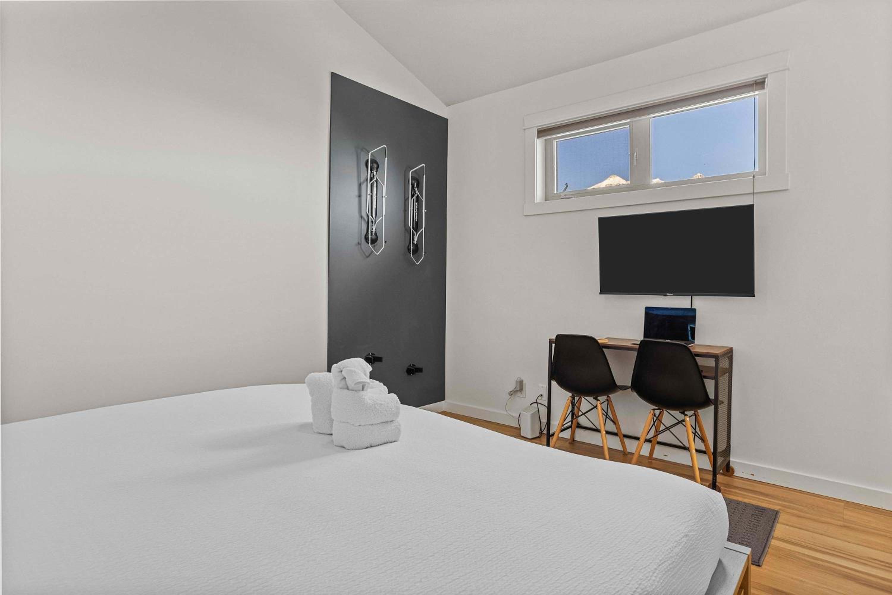 Freshly Remodeled - 2 King Beds- Breathtaking Views