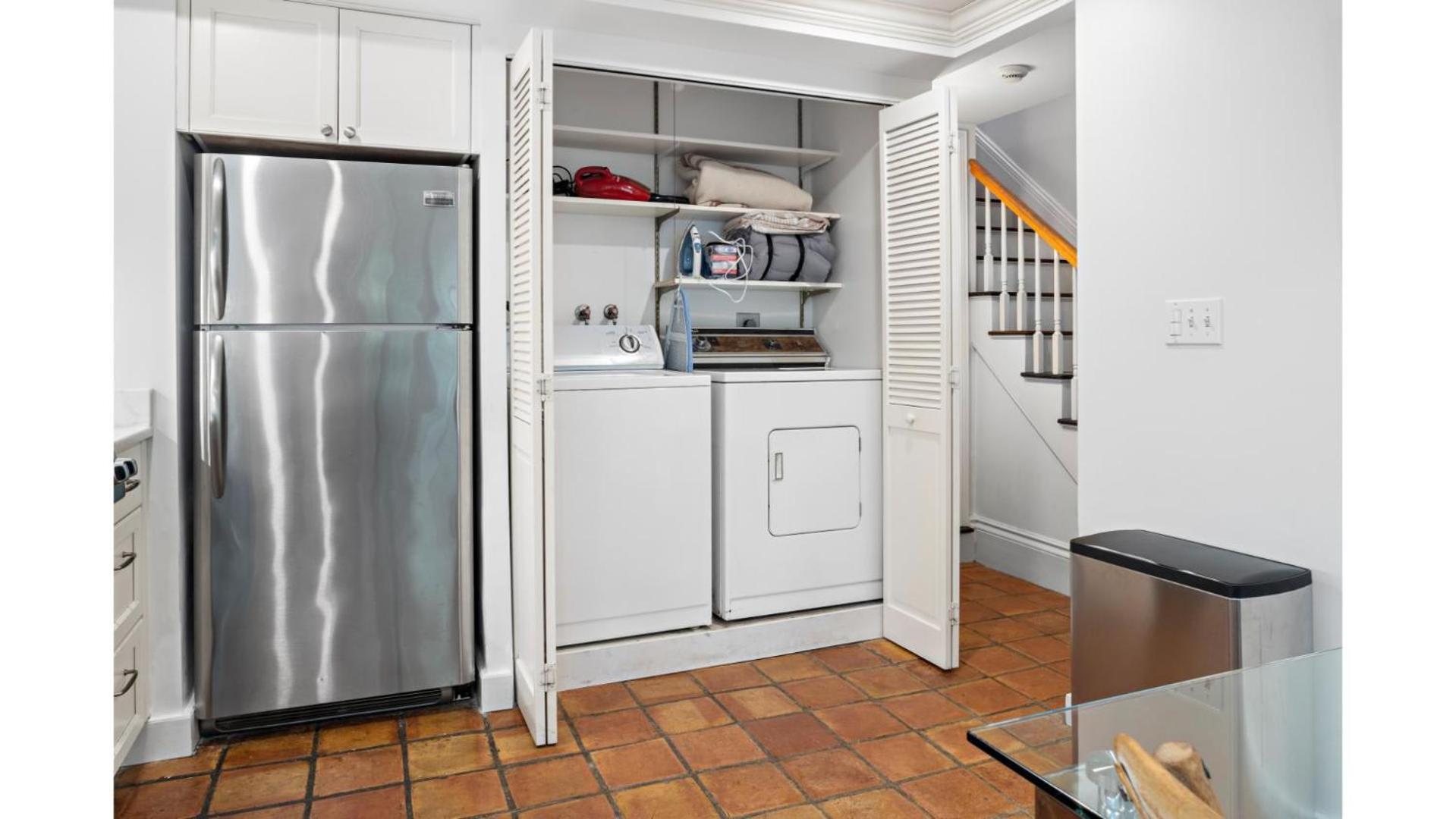 Enjoy Boston Private Patio On Montgomery Park view 4