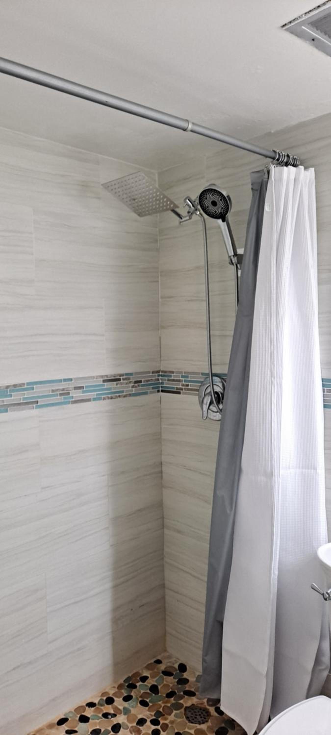 Newly Remodeled Luxury Beachfront 2-Bedroom Condo