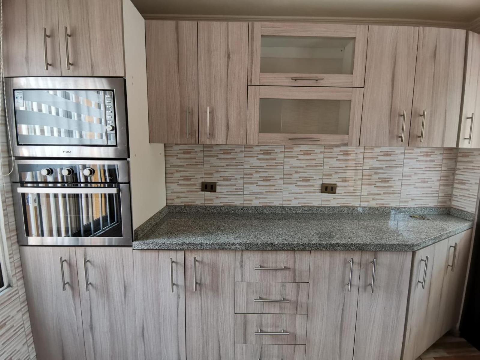 Habitación grande baño en suite privado