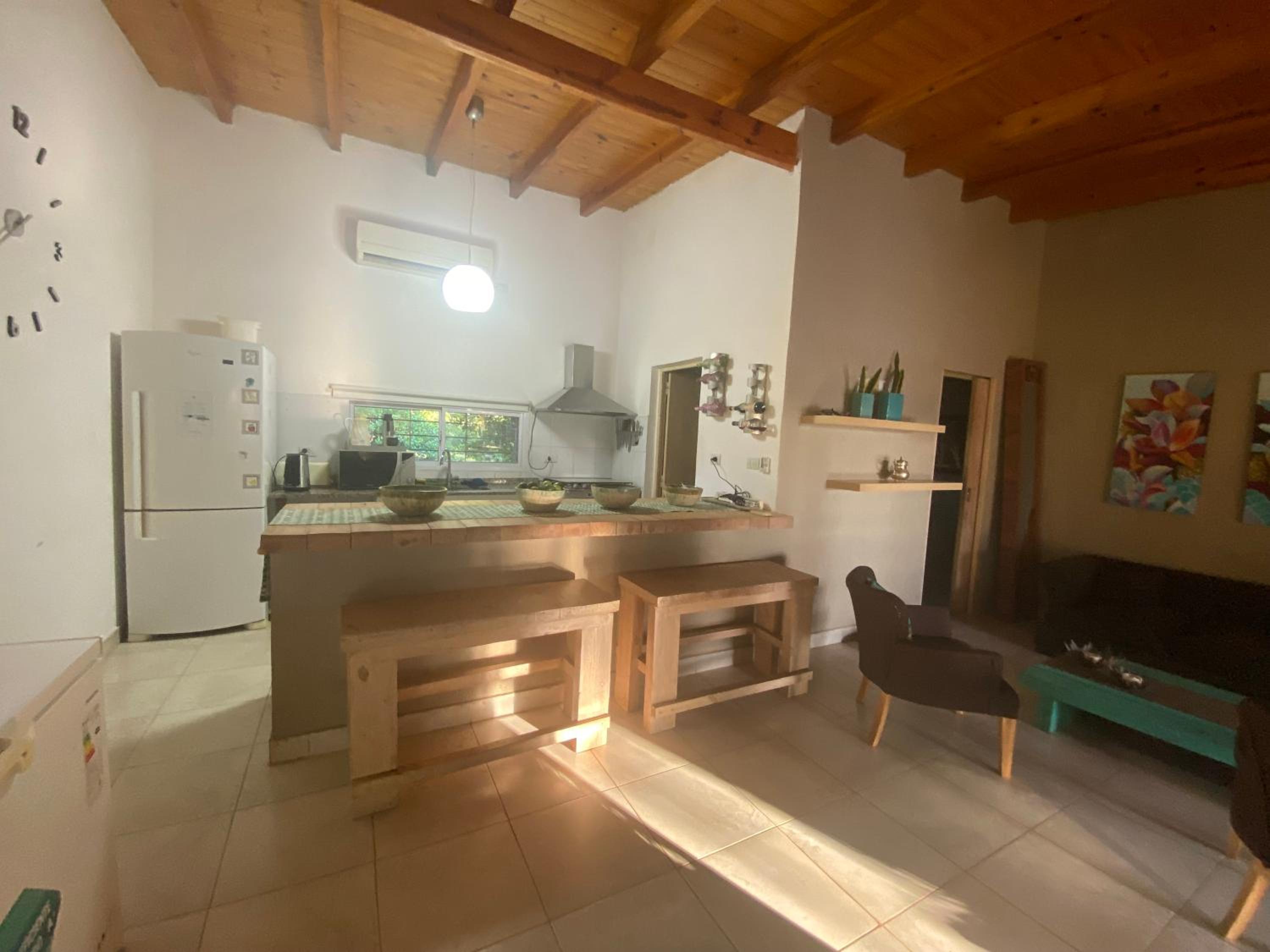 Linda casa a metros del río Paraná con pileta