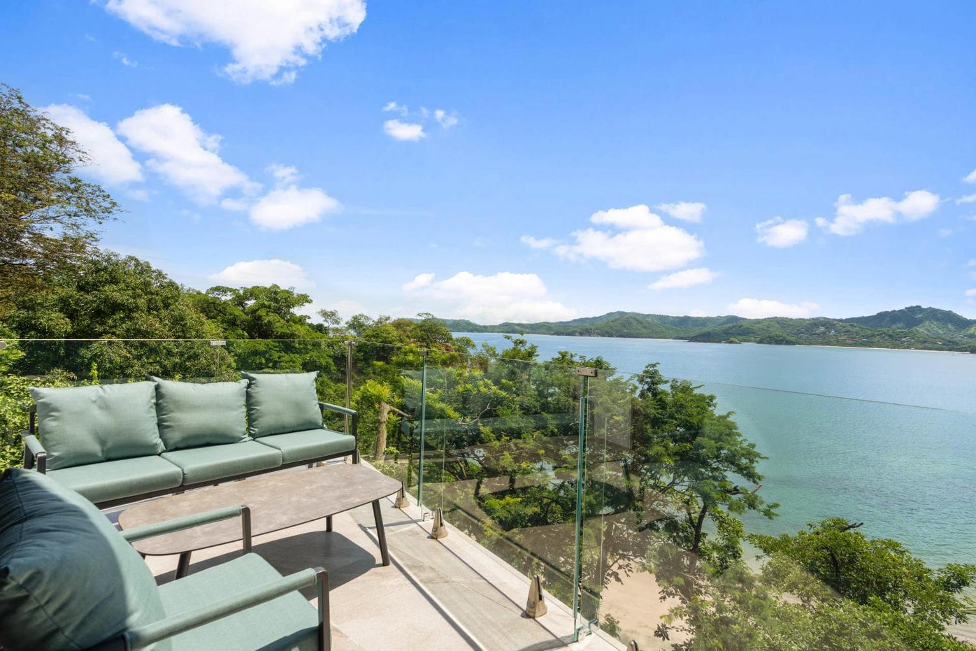 5-BD Beachfront, Ocean-View Hillside Home