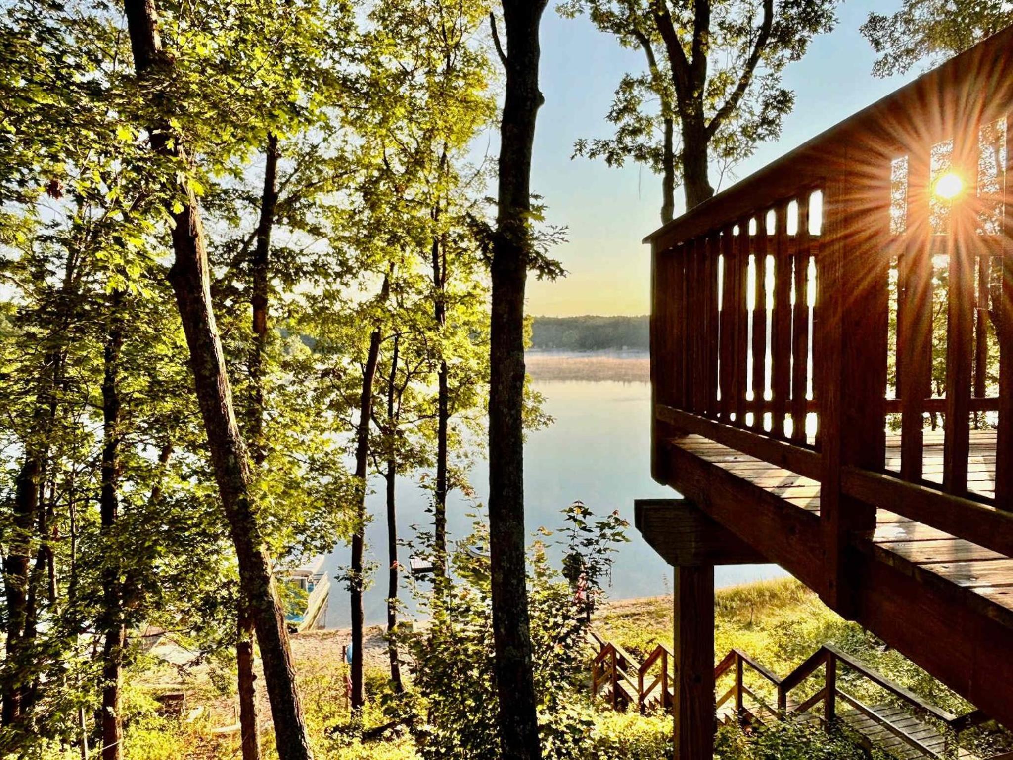 Beautiful Retreat on Sand Lake view 4