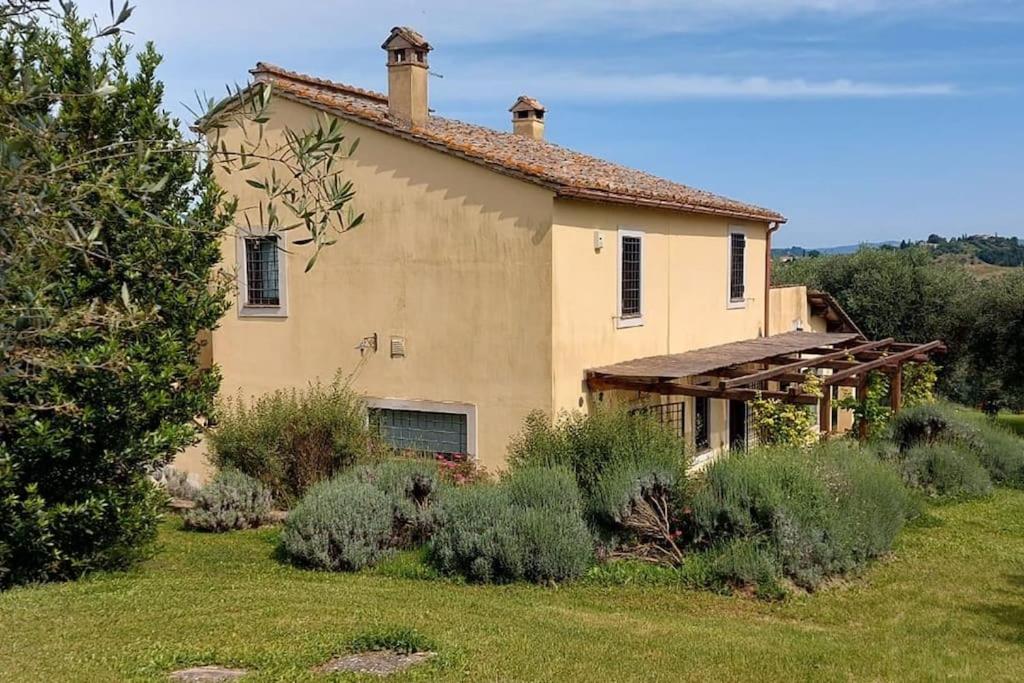 IL CASALE DEGLI ULIVI- Splendido casale panoramico con piscina a 30 min da Roma GRA