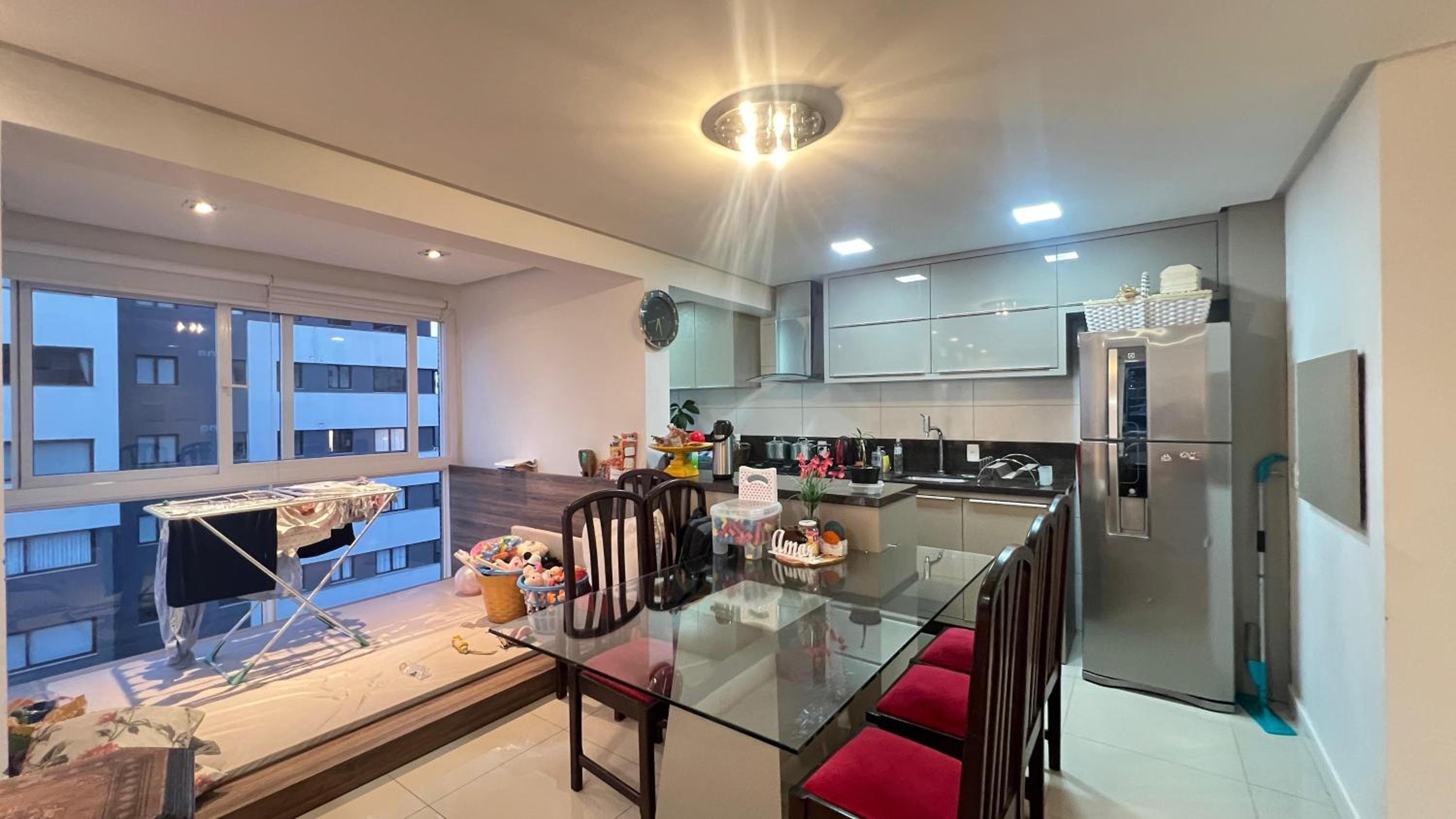 Apartamento Terrazzo com 2 Suítes a 450m do Mar - Região Nobre
