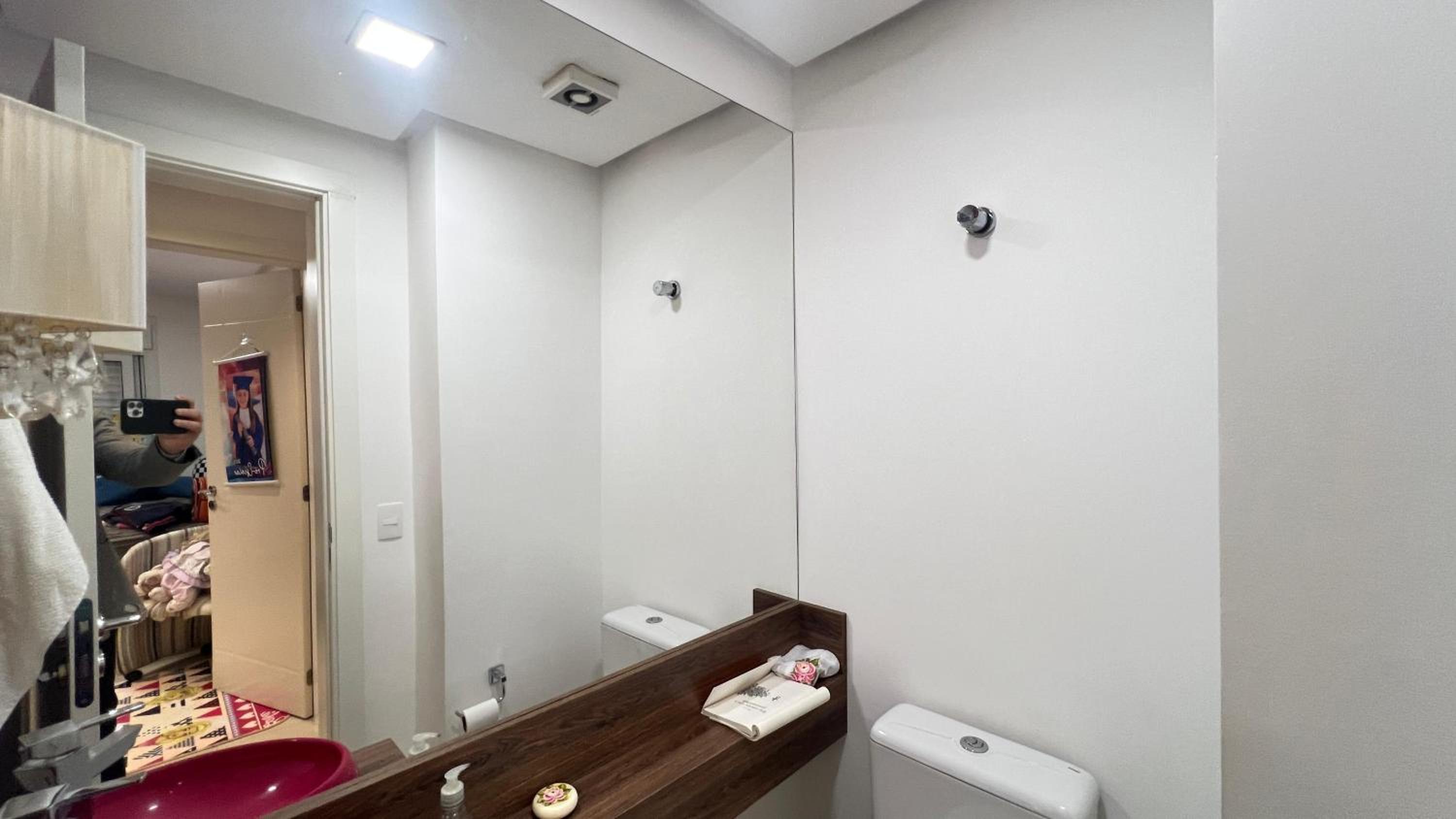Apartamento Terrazzo com 2 Suítes a 450m do Mar - Região Nobre