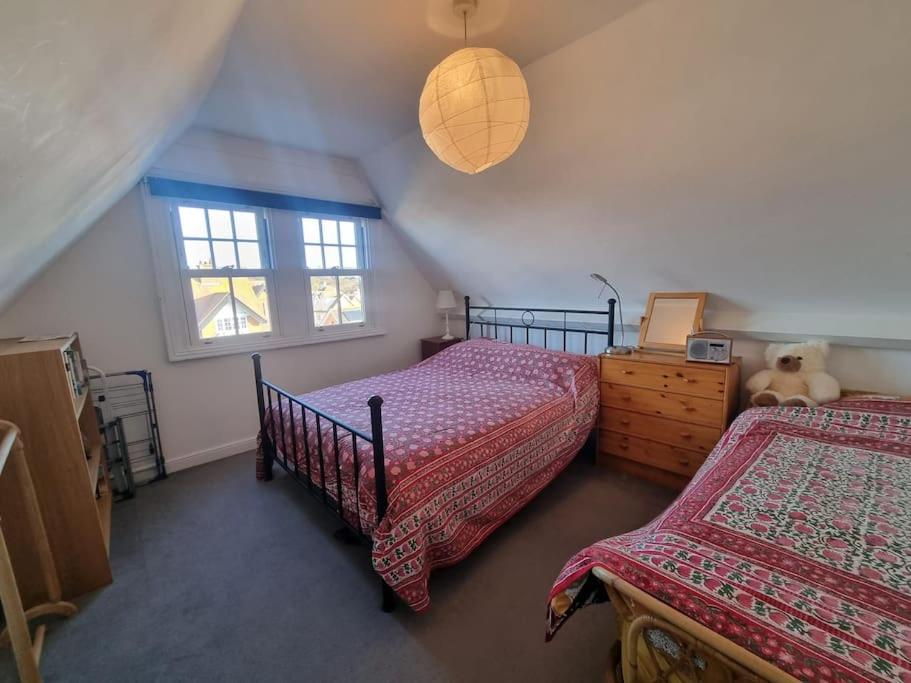 Smugglers Nest Cromer view 4