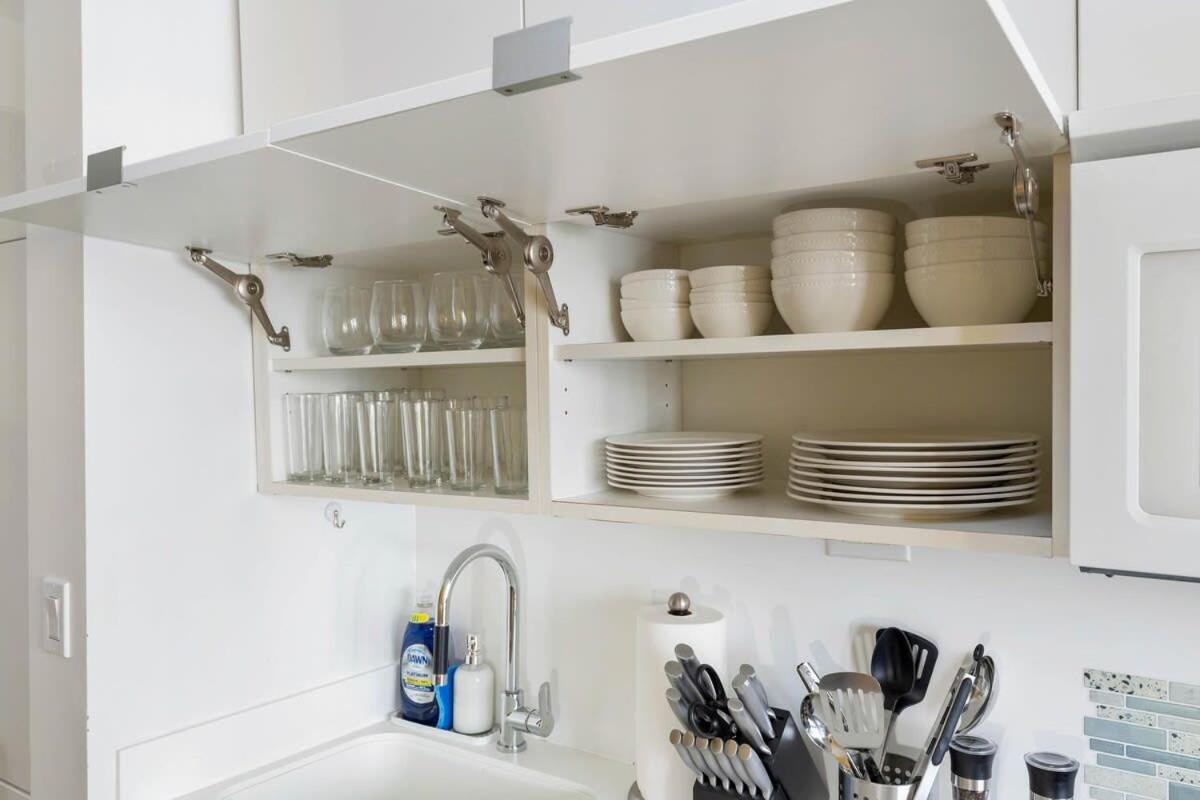 Family-Friendly Condo Rogers Centre w Parking