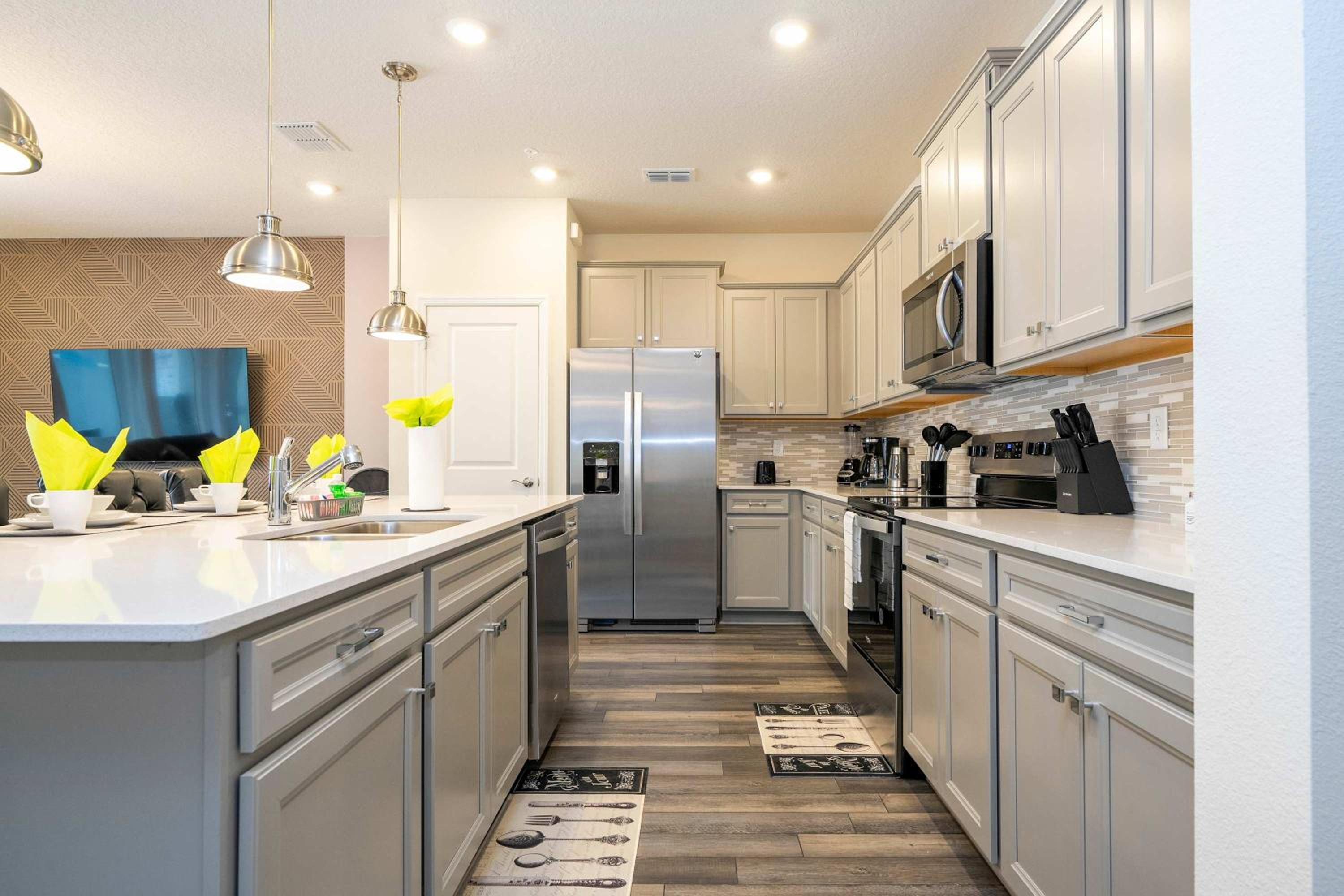Family Friendly 5Bd Close to Disney at Windsor Cay 1269