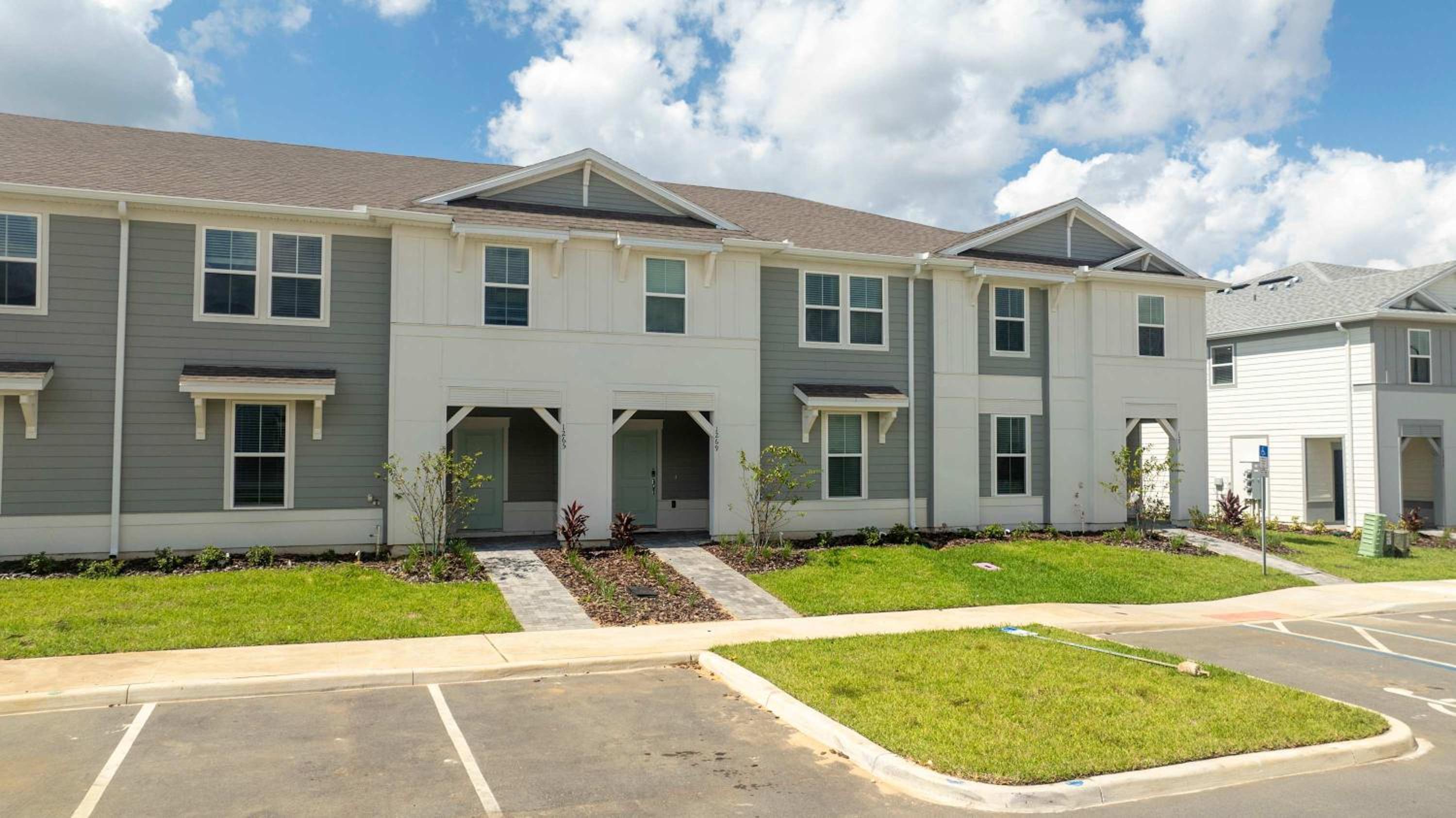 Family Friendly 5Bd Close to Disney at Windsor Cay 1269