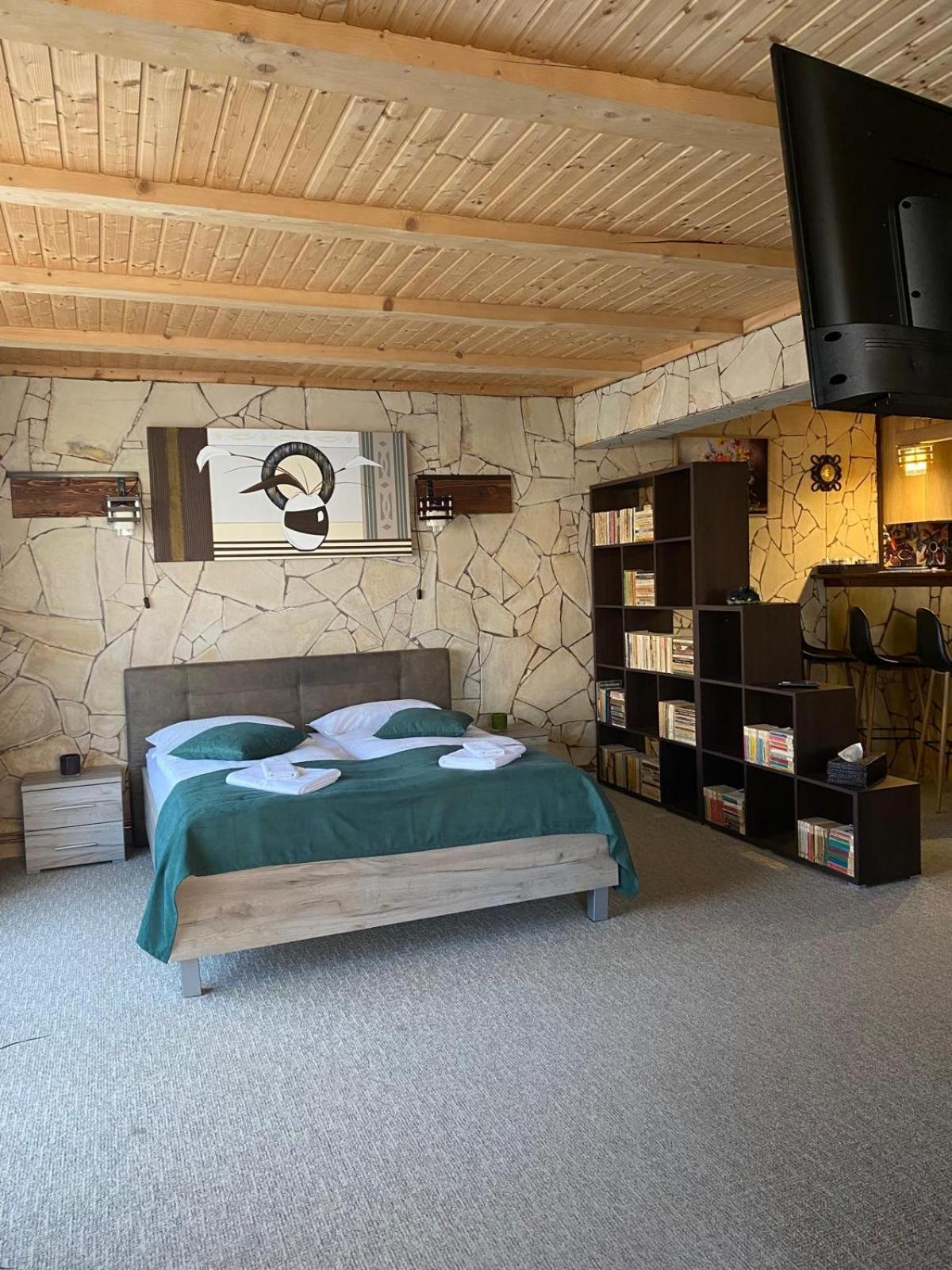 Edelweiss Cozy Lodge view 3