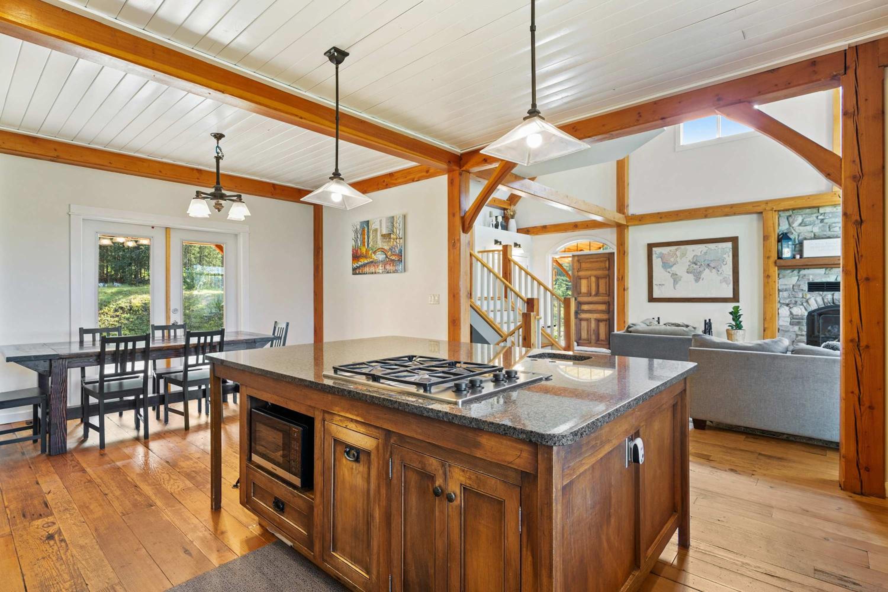 Rolling Hills Retreat - Family Friendly