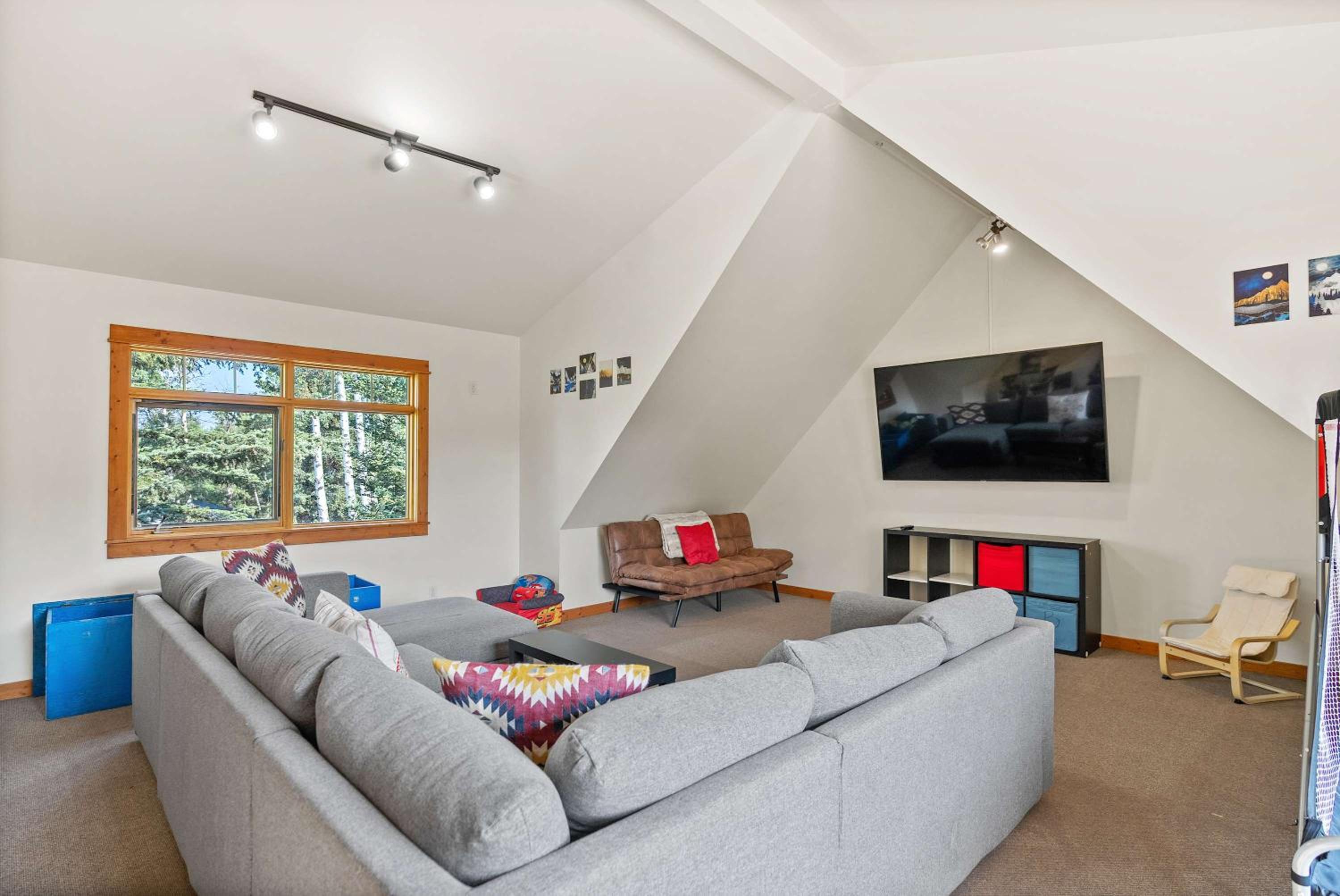 Rolling Hills Retreat - Family Friendly