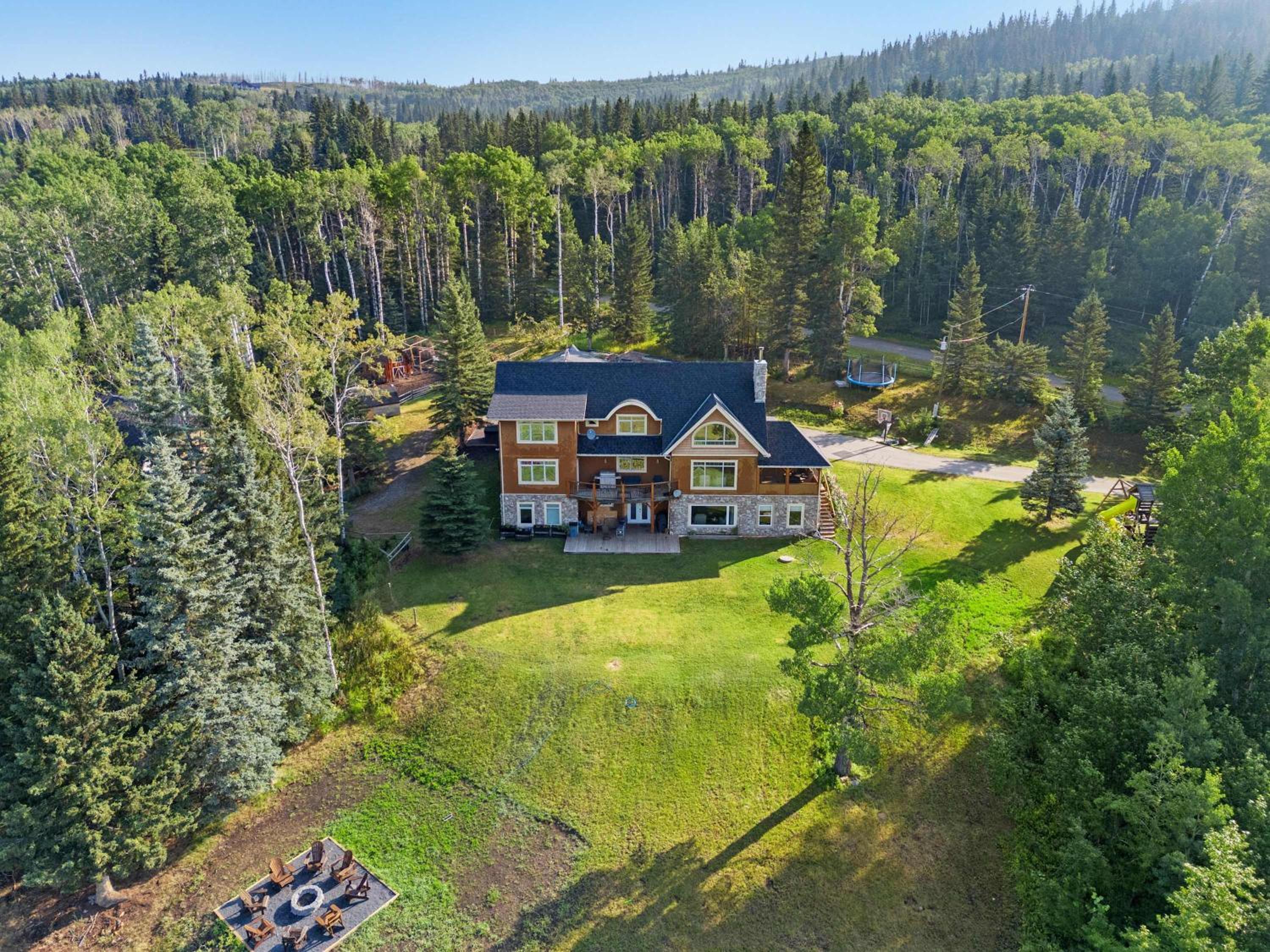 Rolling Hills Retreat - Family Friendly
