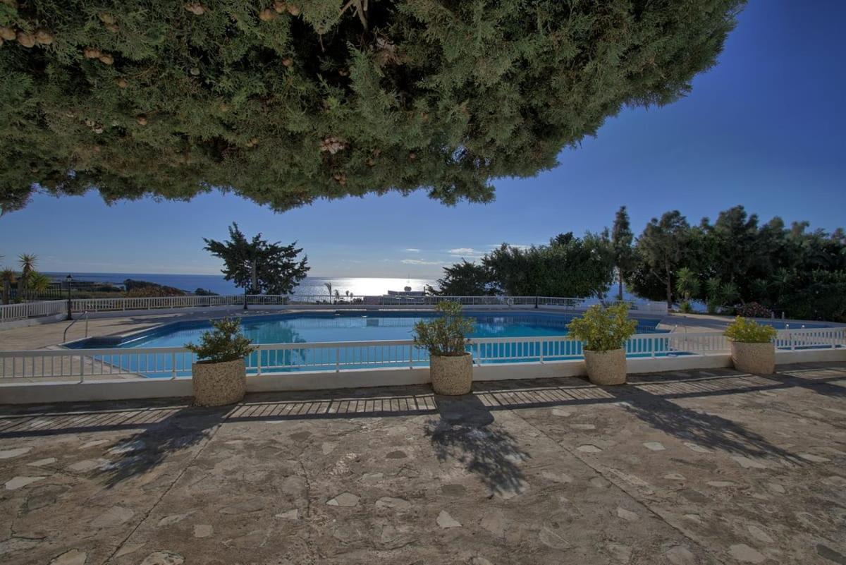 Ikaria Village Magnificent 2 bed with sea views