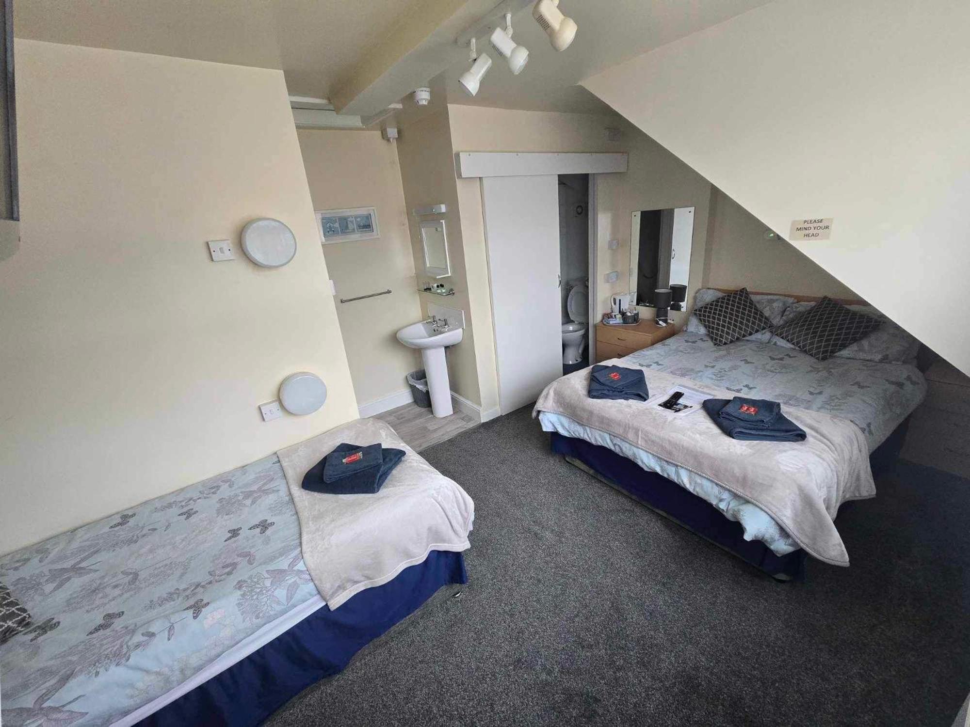The Ivydene Hotel