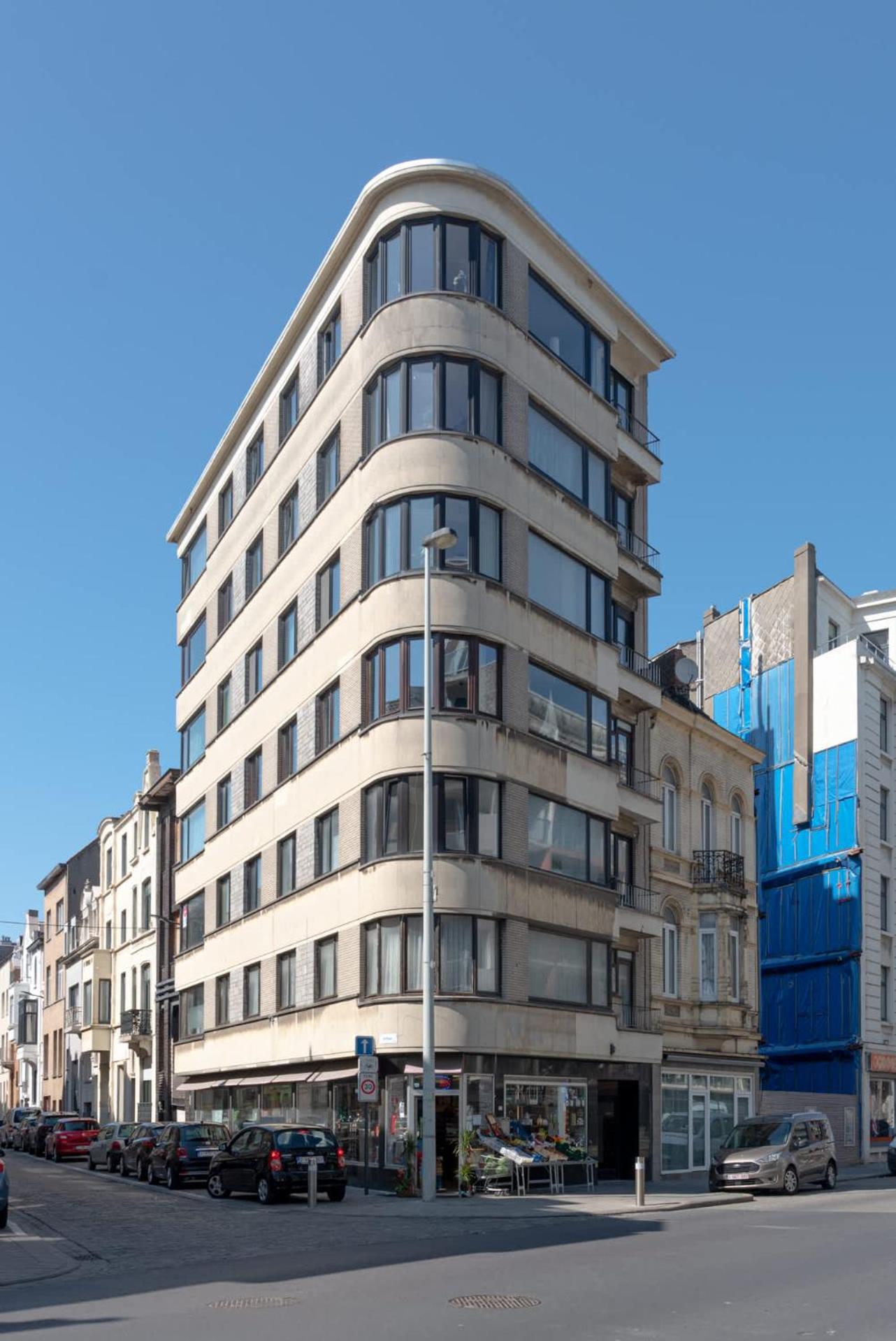 Spacious apartment up to 6 people
