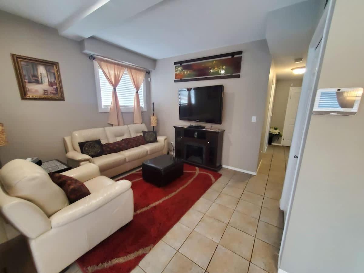 Convenient Area Glamorous suite